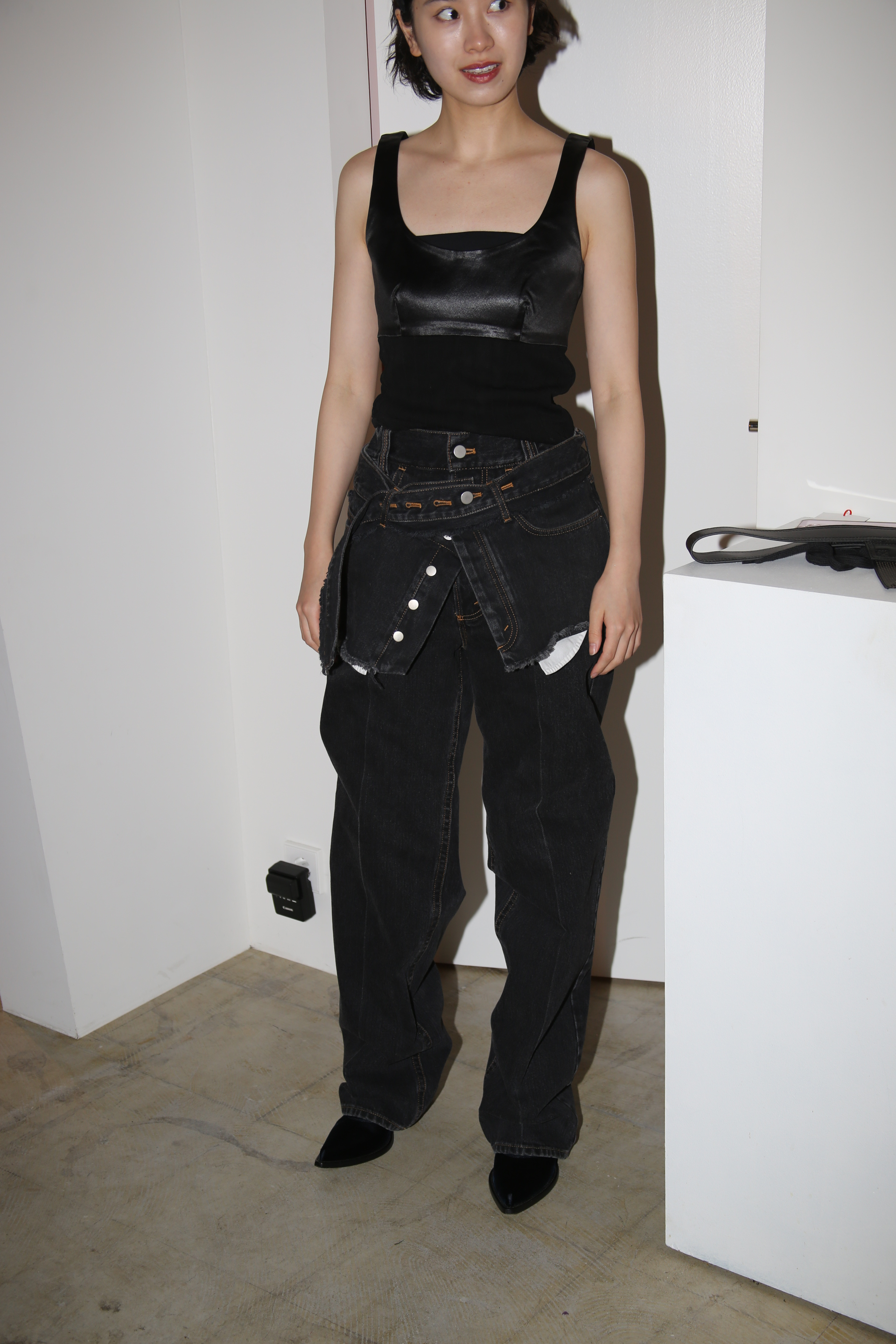 1990 CLAUDE MONTANA / CHUNKY SATIN SCULPTURE TOP WITH SUMMER KNIT