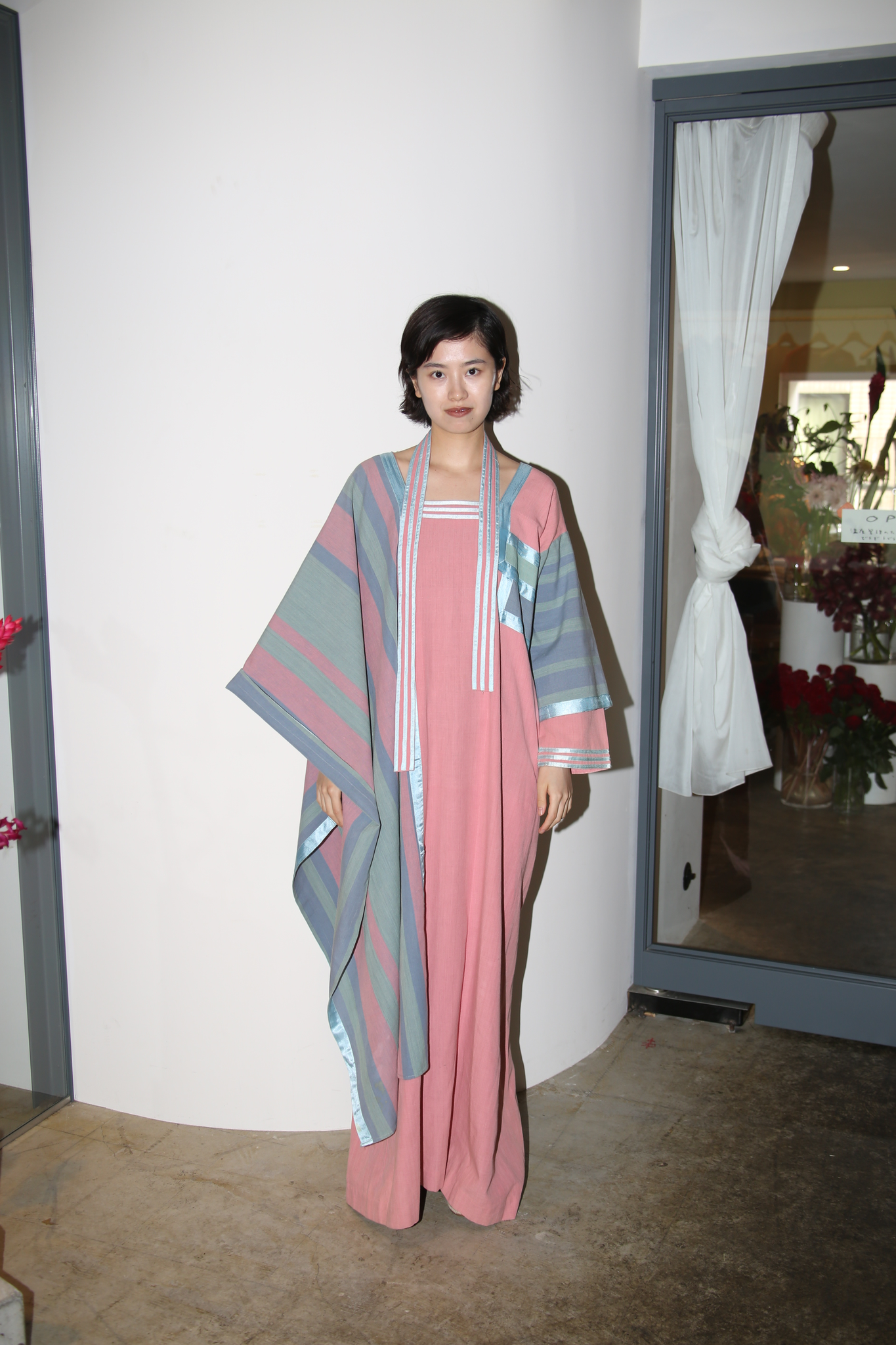 1970 JOSEFA / ASSYMMETRY SLEEVE CAFTAN DRESS