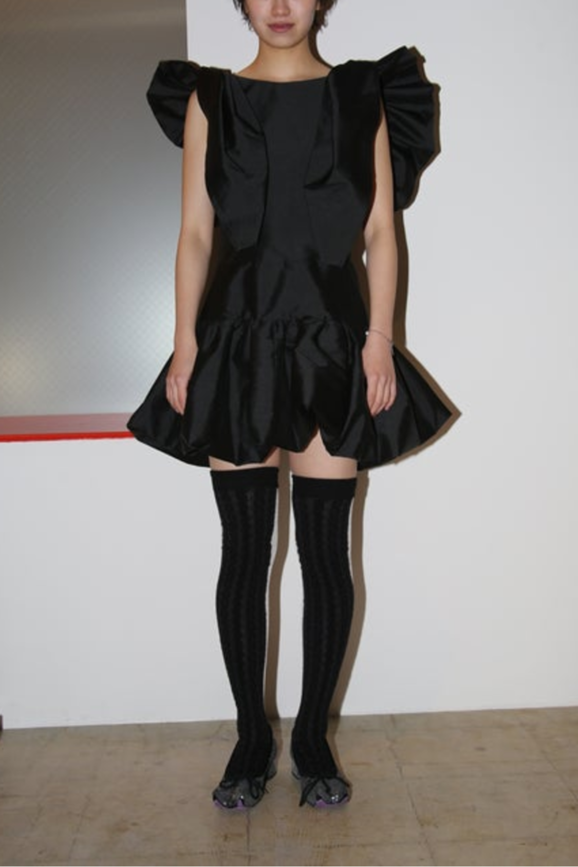 PAULA CANOVAS DEL VAS / MINI PUFF DRESS IN BLACK TAFFETA