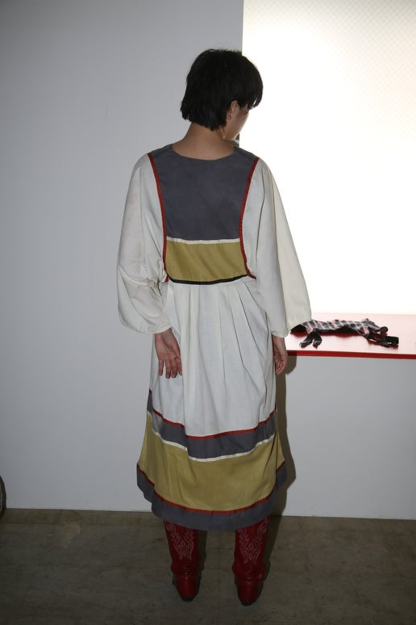 1970 KRIST GUNDNASON / INDIAN STYLE BOHO DRESS IN COTTON