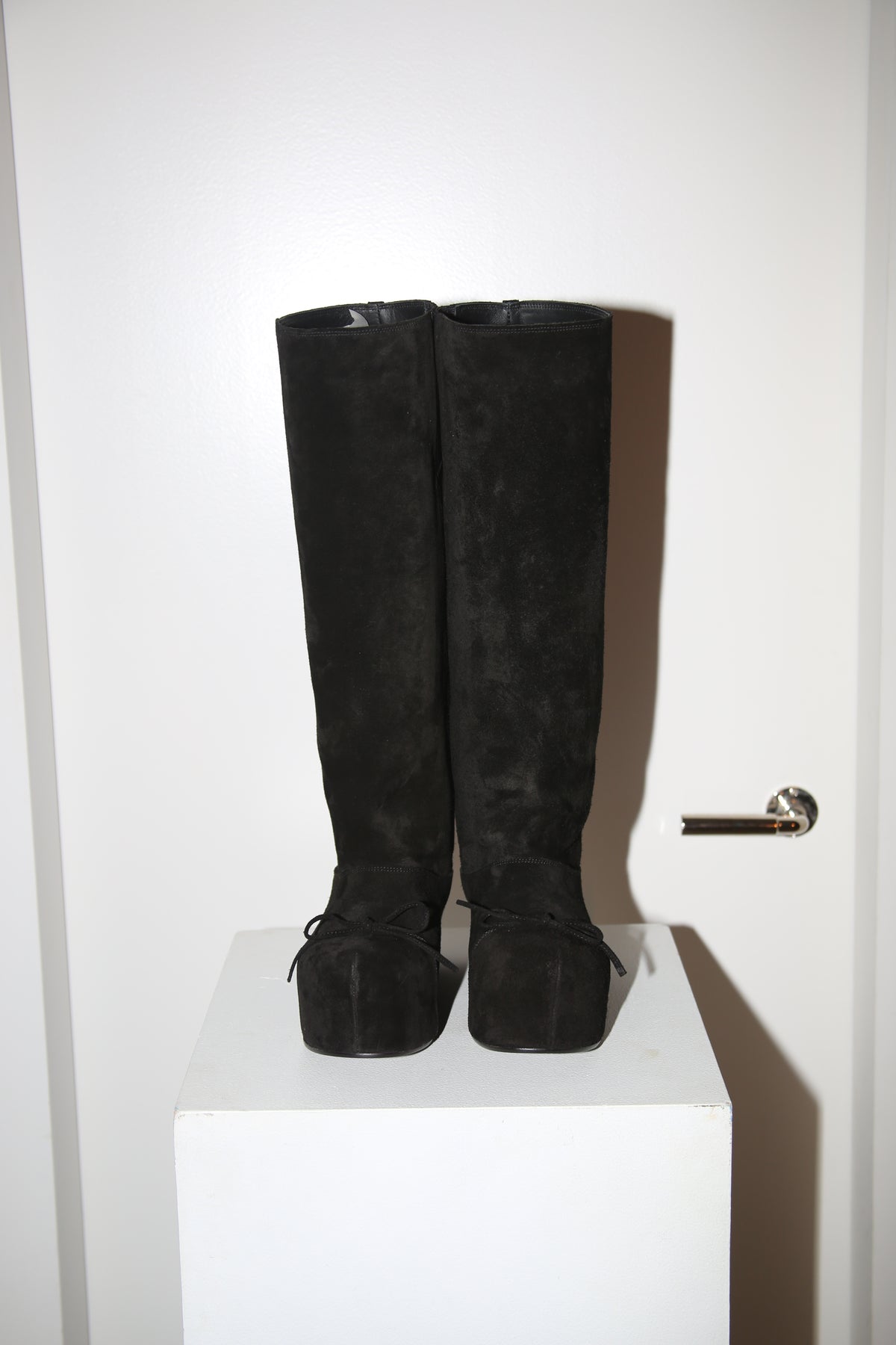 LAURA ANDRASCHKO / RIDING BOOT BALLERINA TOE BLACK SUEDE