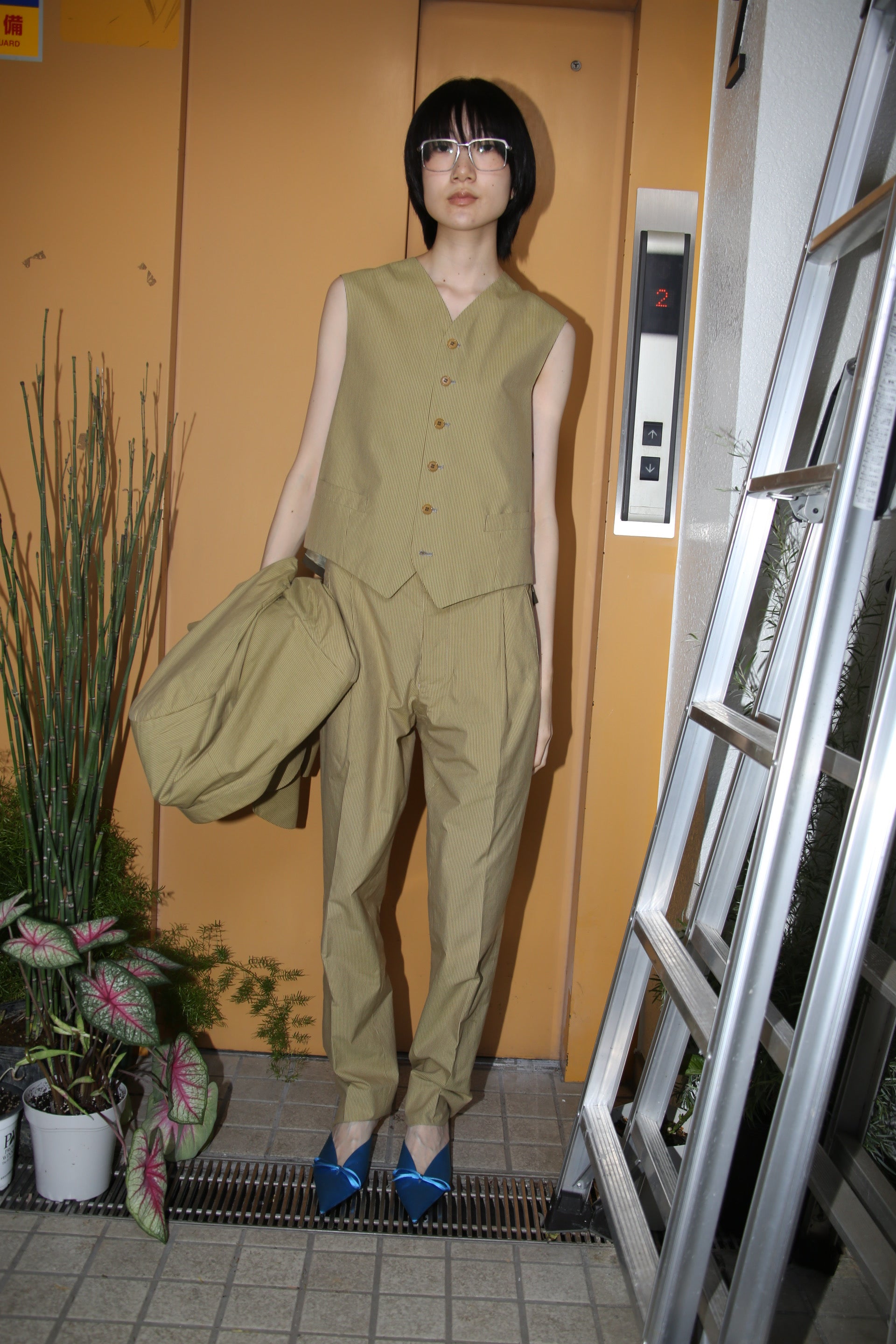 1990 ROMEO GIGLI / 3PIECE TAILORED SUIT WITH PIN STRIPE