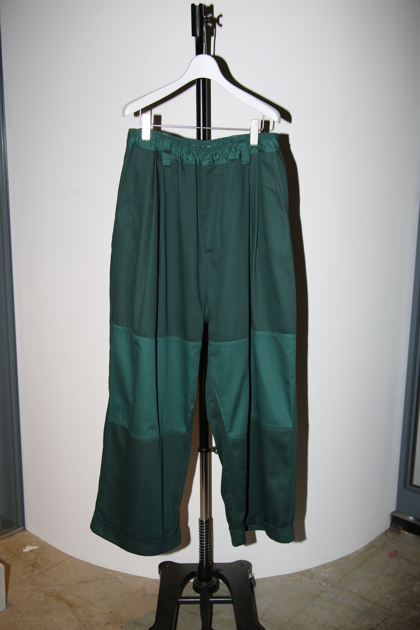 MERYLL ROGGE / WORK WEAR DRAW STRING CHINO IN FOREST