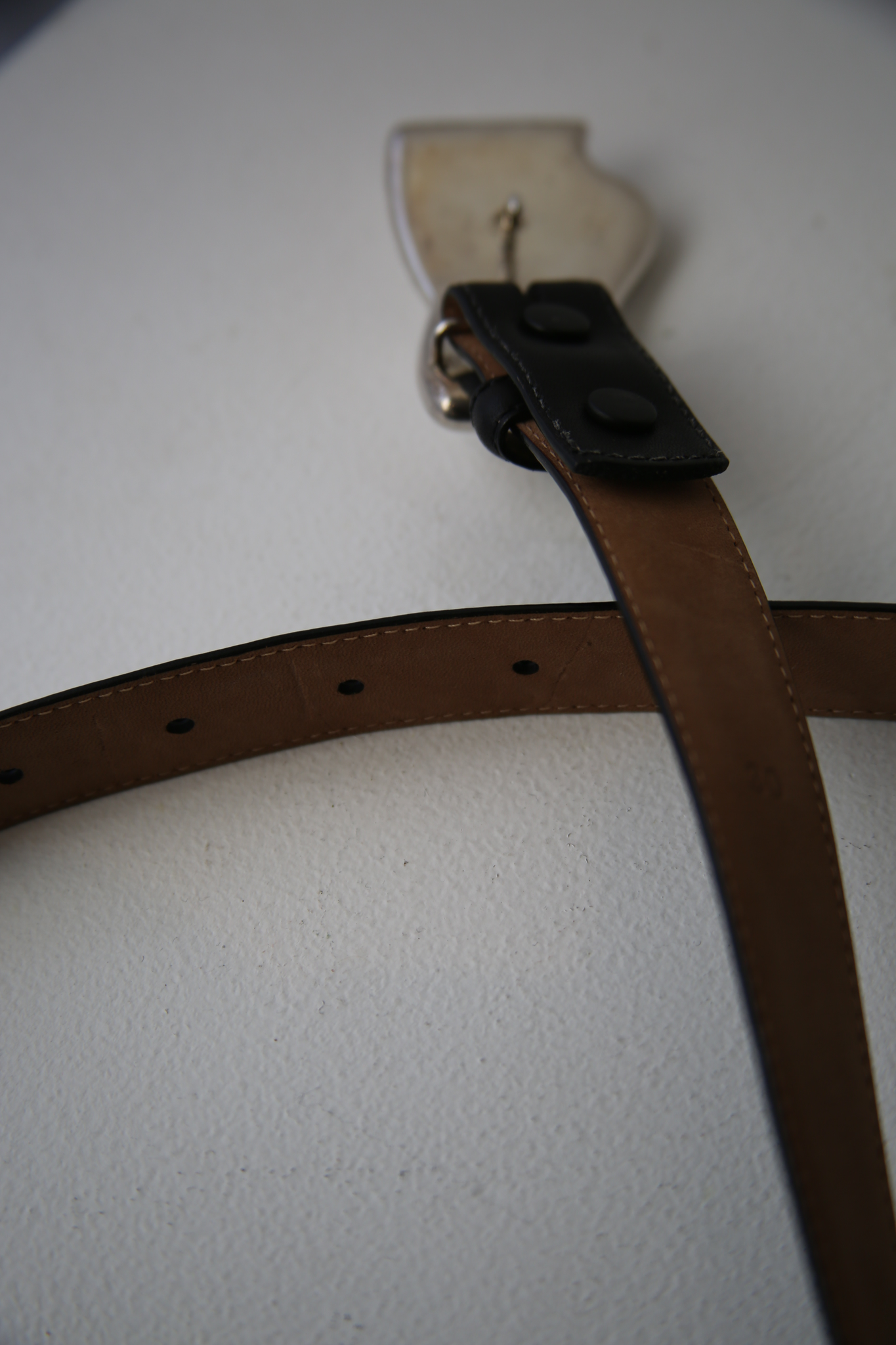 ELSA PERETTI FOR TIFANY / ORGANIC SHAPE SQUARE BUCKLE LEATHER BELT IN BLACK