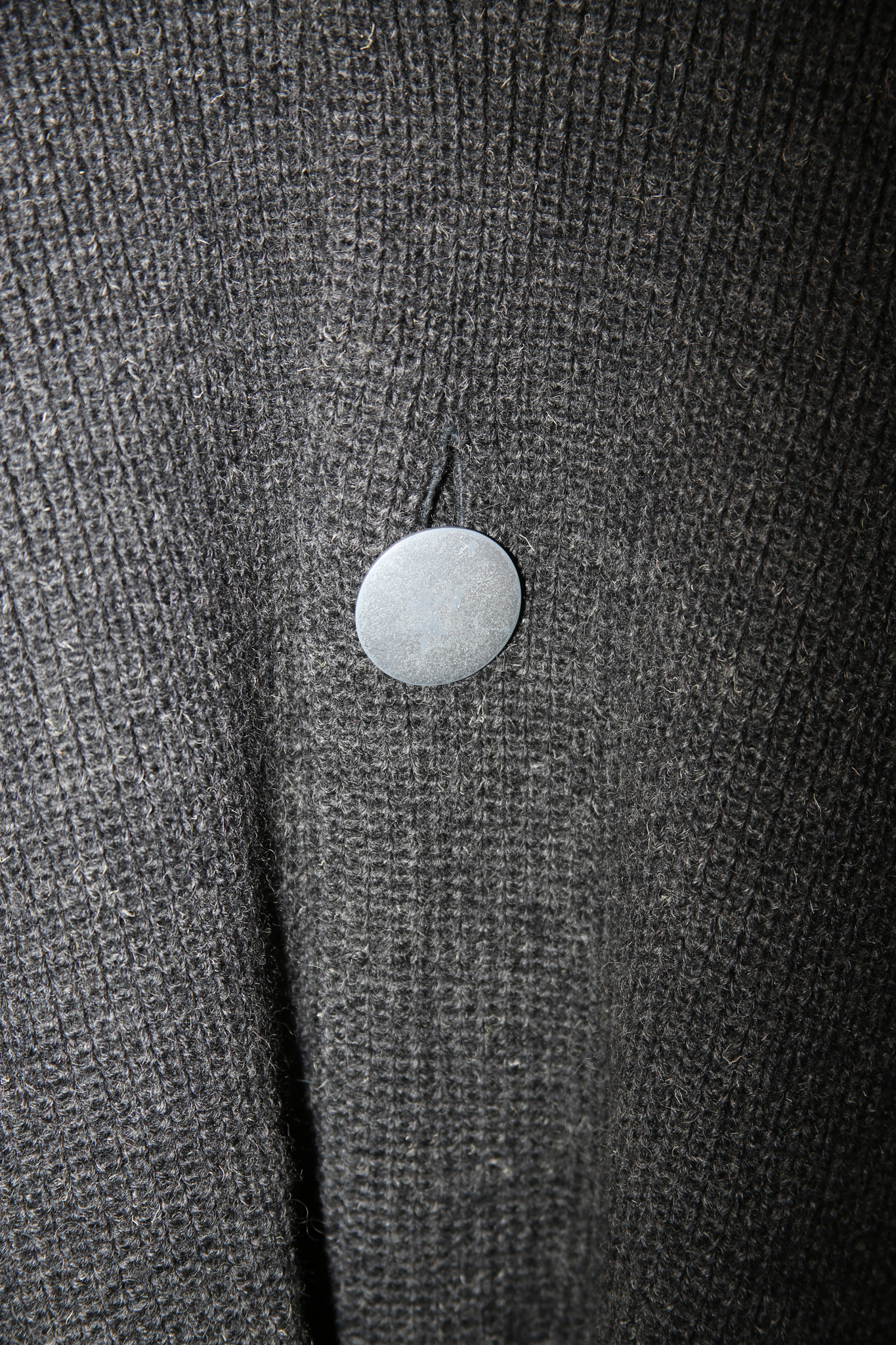 1980 COMME DES GARCONS / LOW GAUGE WOOL KNIT CARDIGAN WITH METAL BUTTON