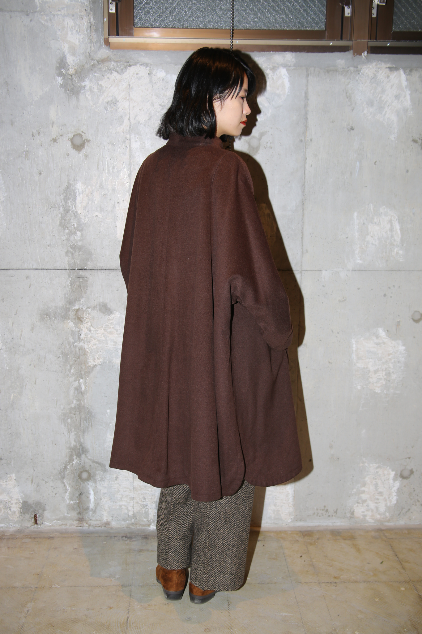 1980 VINTAGE / CASHMERE WOOL DUFFLE COAT WITH SCULPTURE TOGLE