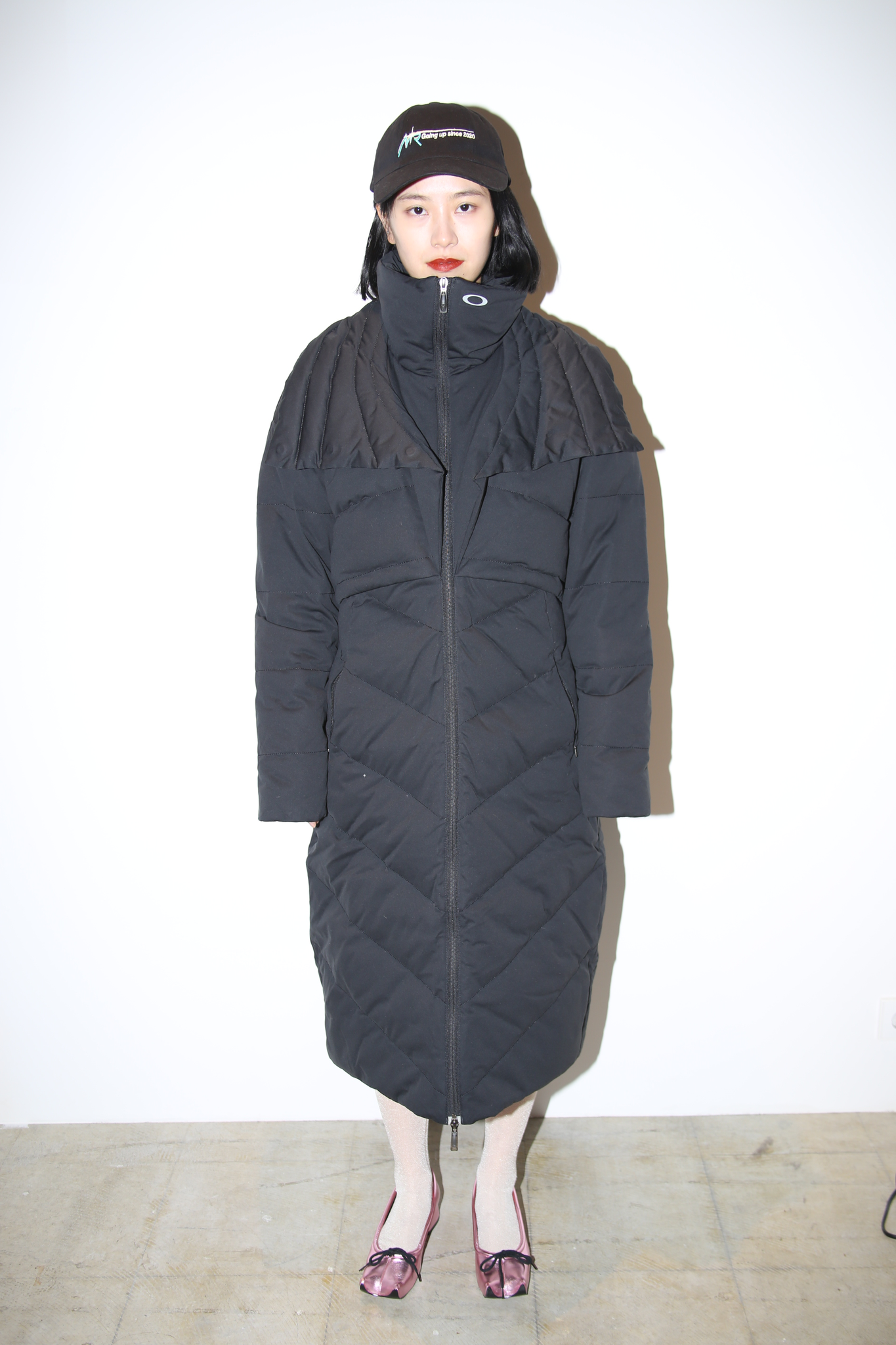 2000 OAKLEY / DRESS DOWN COAT IN BLACK