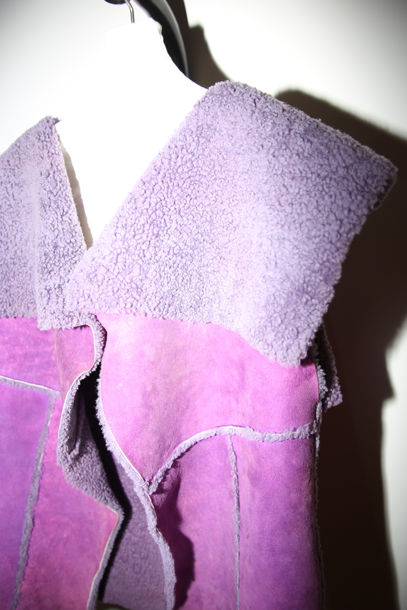 2000 CHANEL / SHEEP SKIN SHEARLING JACKET IN PURPLE