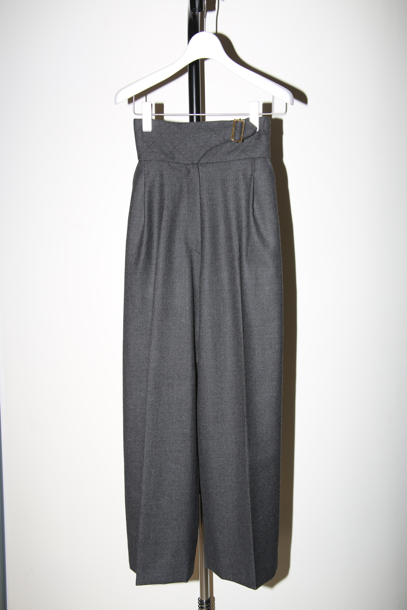 1990 CHANEL / HIGH-WAIST BELTED WOOL BAGGY TROUSER IN GREY