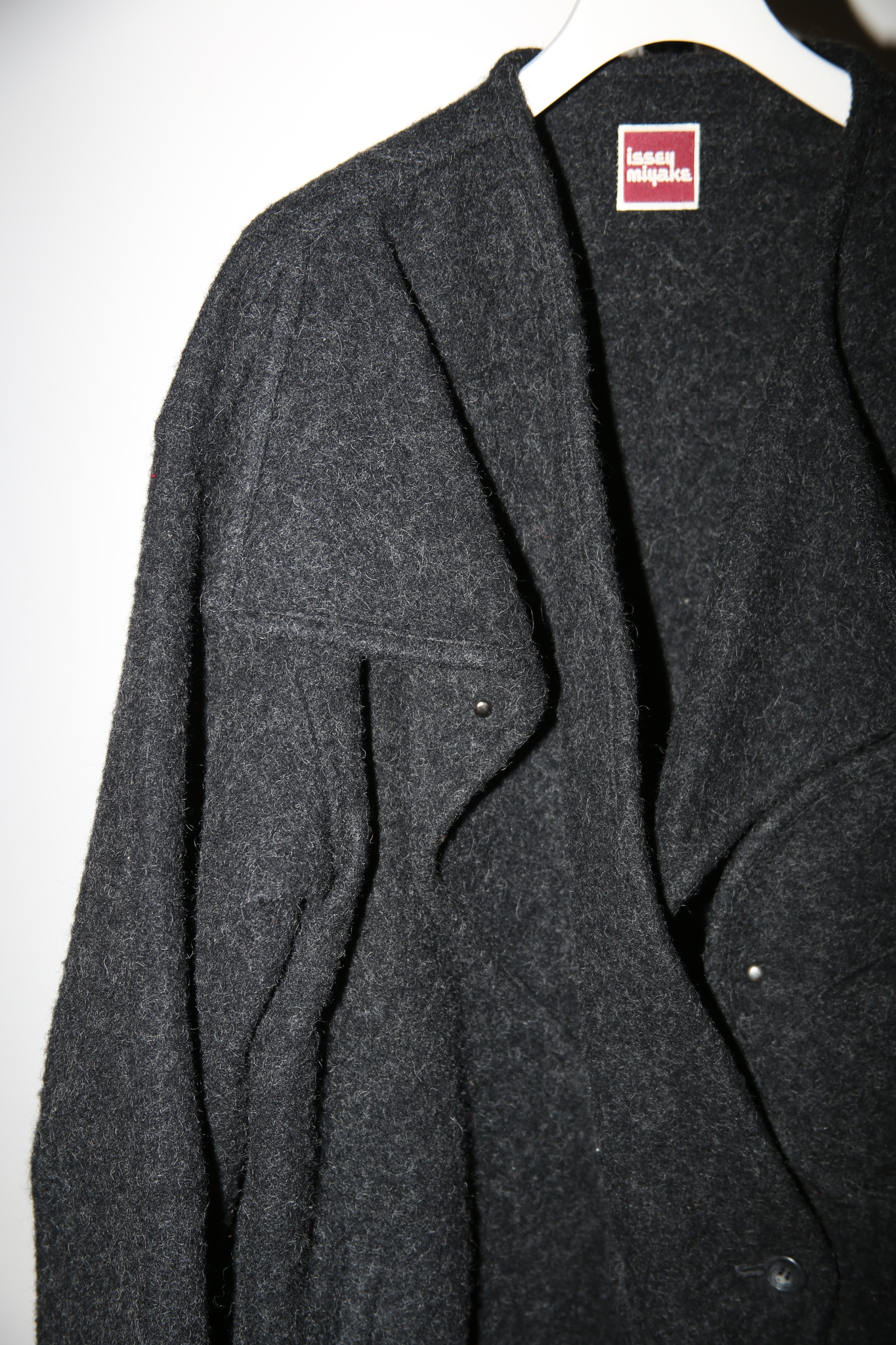 1970 ISSEY MIYAKE / BLANKET WOOL JACKET WITH CIRCLE POCKET