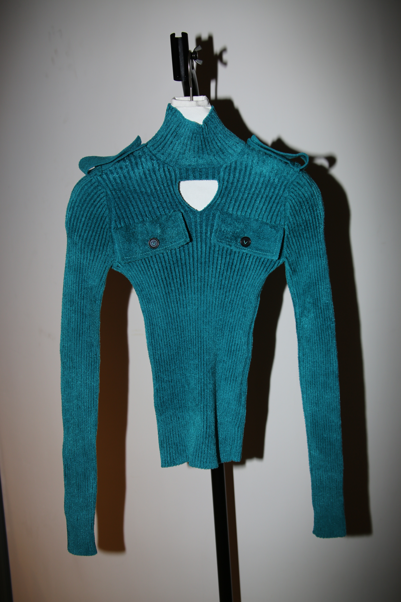 BOTTEGA VENETA / VELOUR RIB KNIT TOP IN TEAL