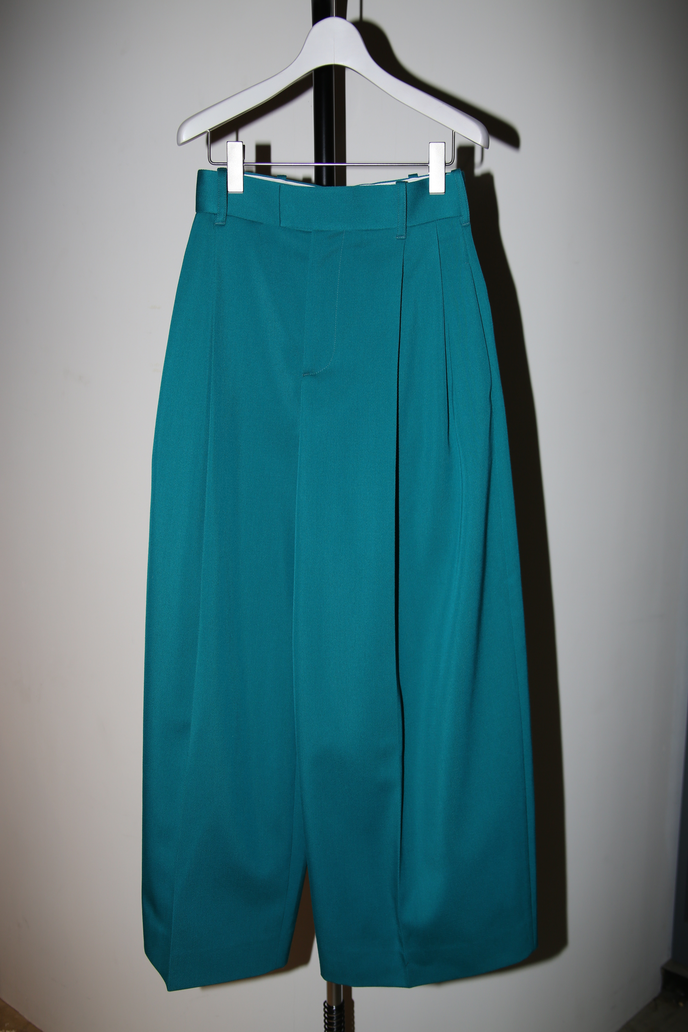 2021 BOTTEGA VENETA / DEEP PLEATED WIDE LEG TROUSER IN TEAL