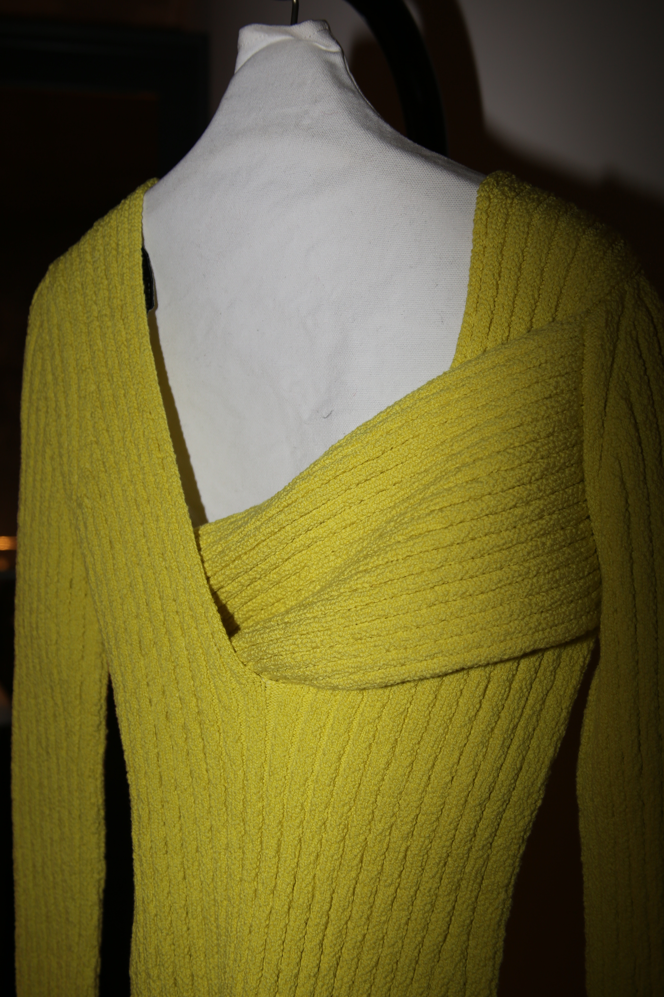 2020 BOTTEGA VENETA / INTRECCIATO COTTON BOUCLE SWEATER IN YELLOW