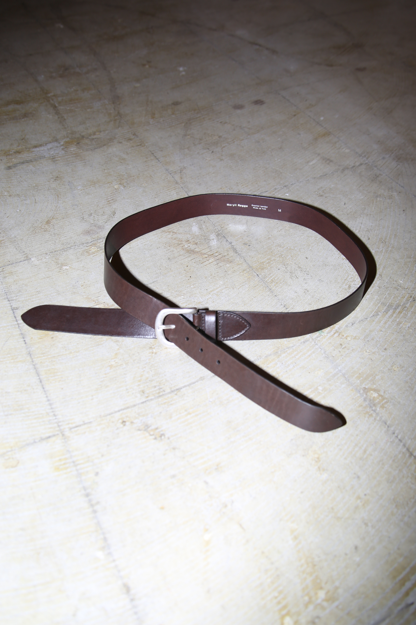 MERYLL ROGGE / PLAIN LEATHER DOUBLE TIP BELT IN BROWN