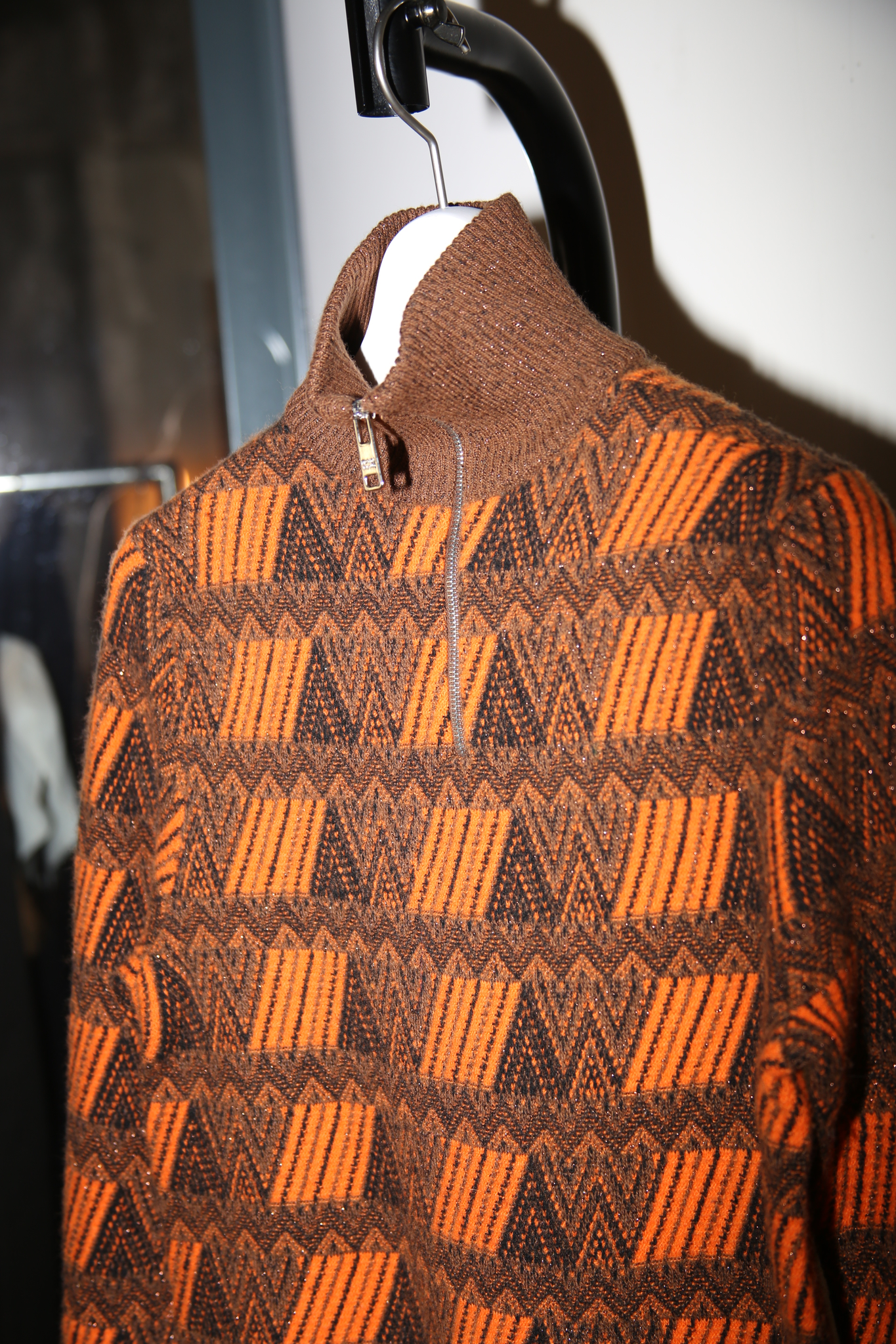 2018 PRADA / CASHMERE WOOL METALLIC JACQUARD DRIVERS SWEATER WITH HALF ZIP