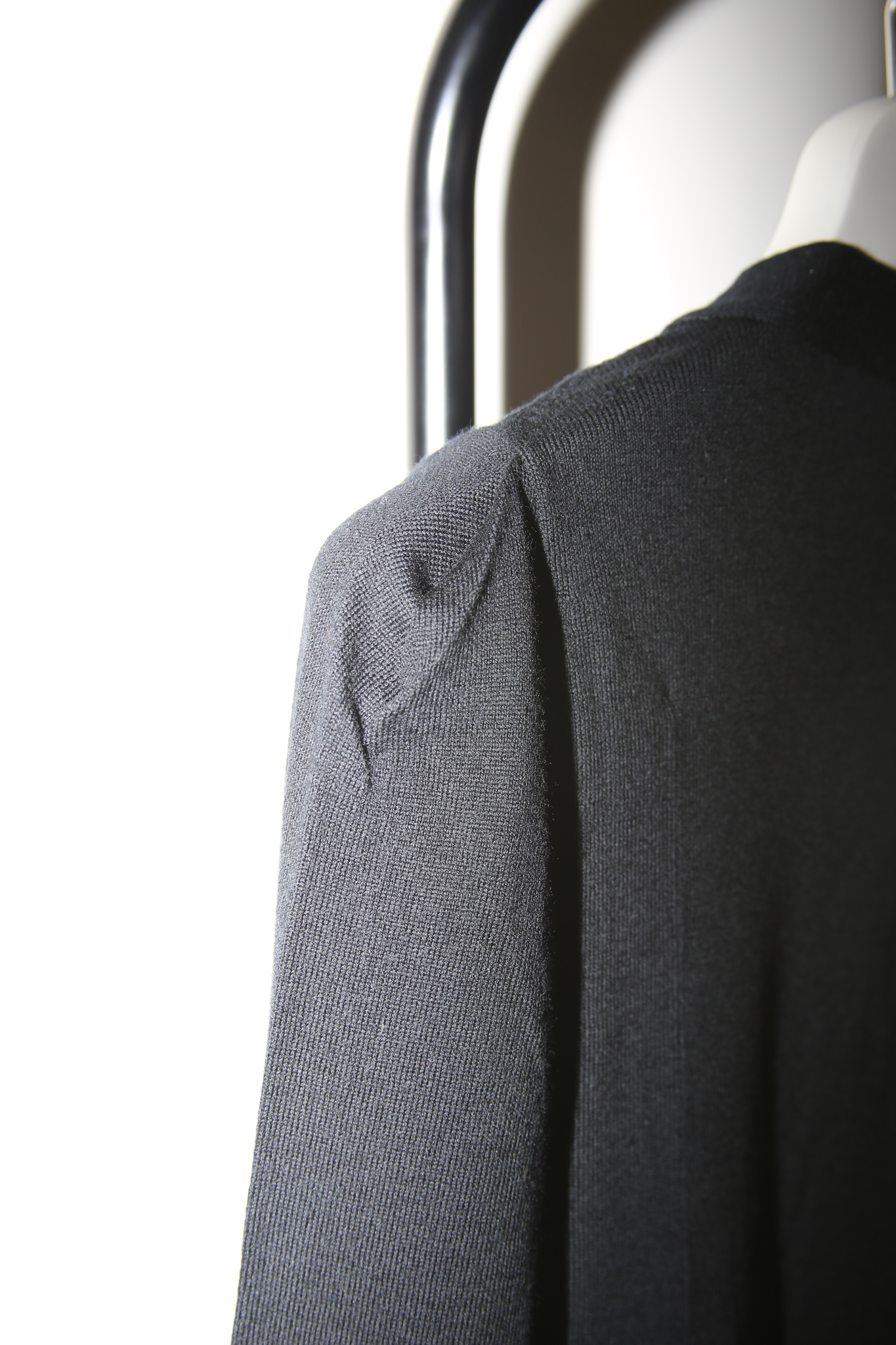 2010 MIU MIU / WOOL KNIT CARDIGAN WITH 3D SHOULDER