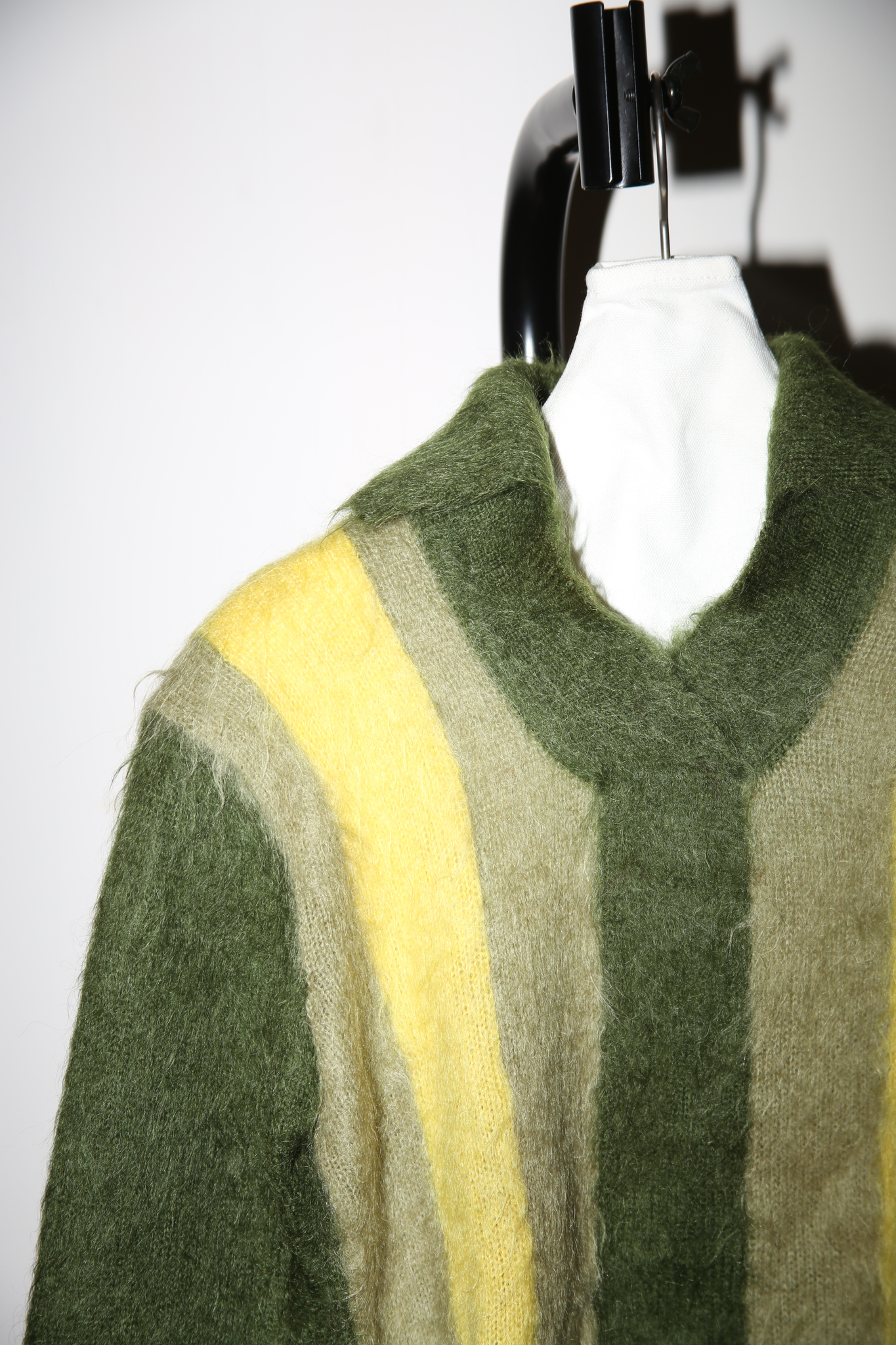 1960 VINTAGE / MOHAIR KNIT POLO SWEATER IN MATCHA