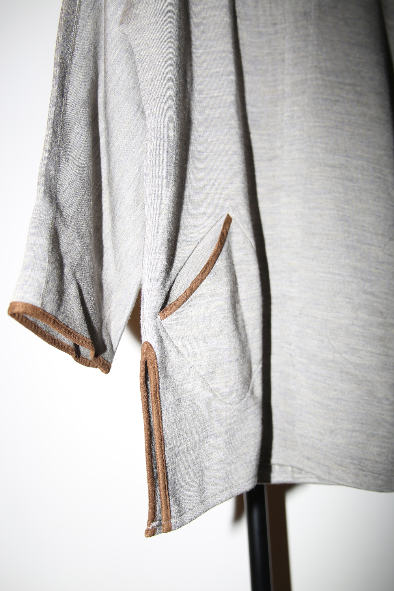 1990 VINTAGE / ZEPHAR WOOL JERSEY PULLOVER WITH OFF TURTLE