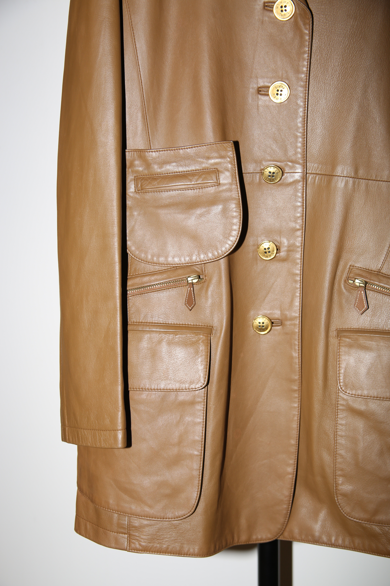 1980 HERMES / LEATHER TAILORED SUITS WITH DETACHABLE POCKET