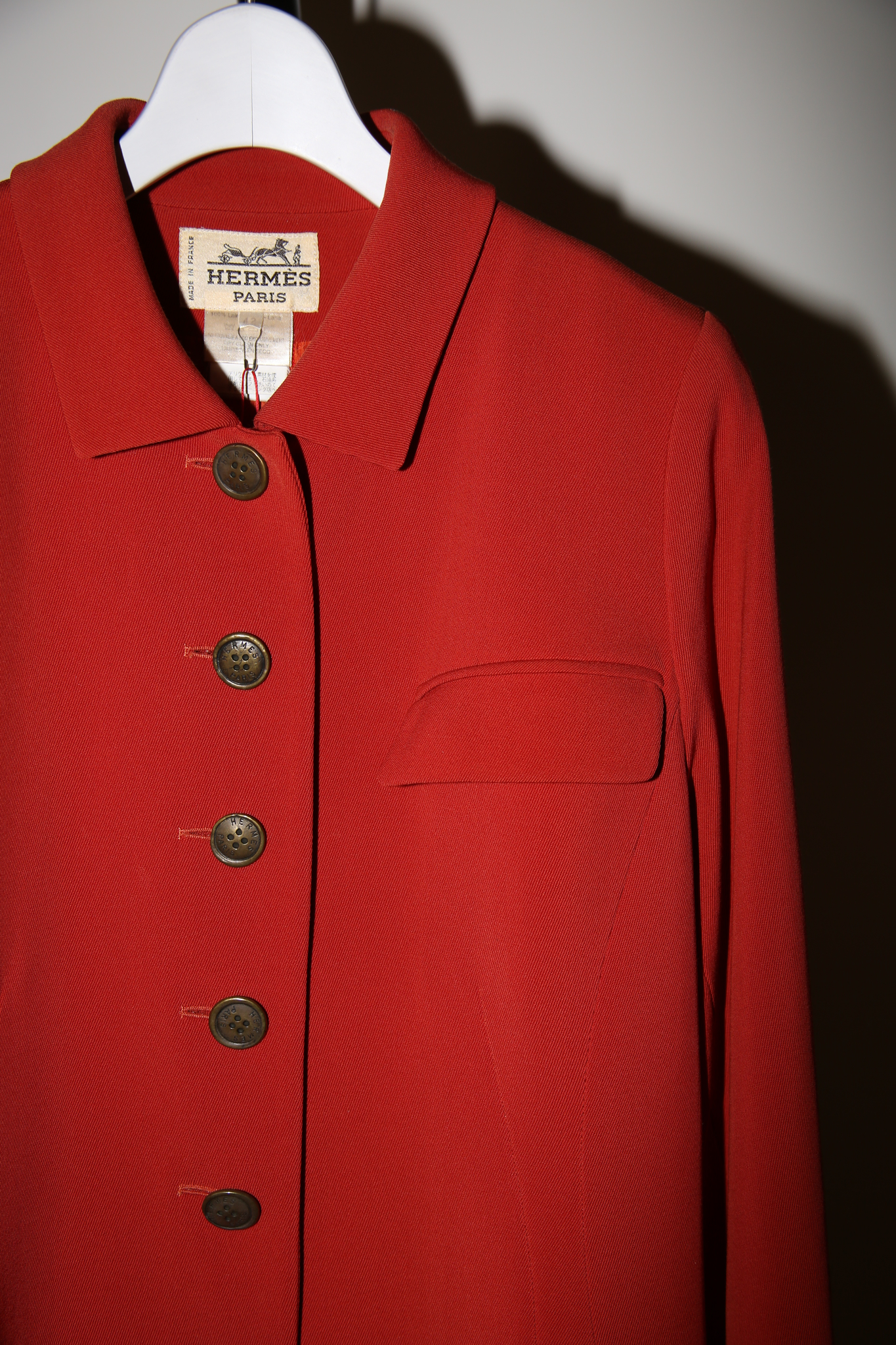 1980 HERMES / WOOL GABADINE TAILORED JACKET IN VERMILION