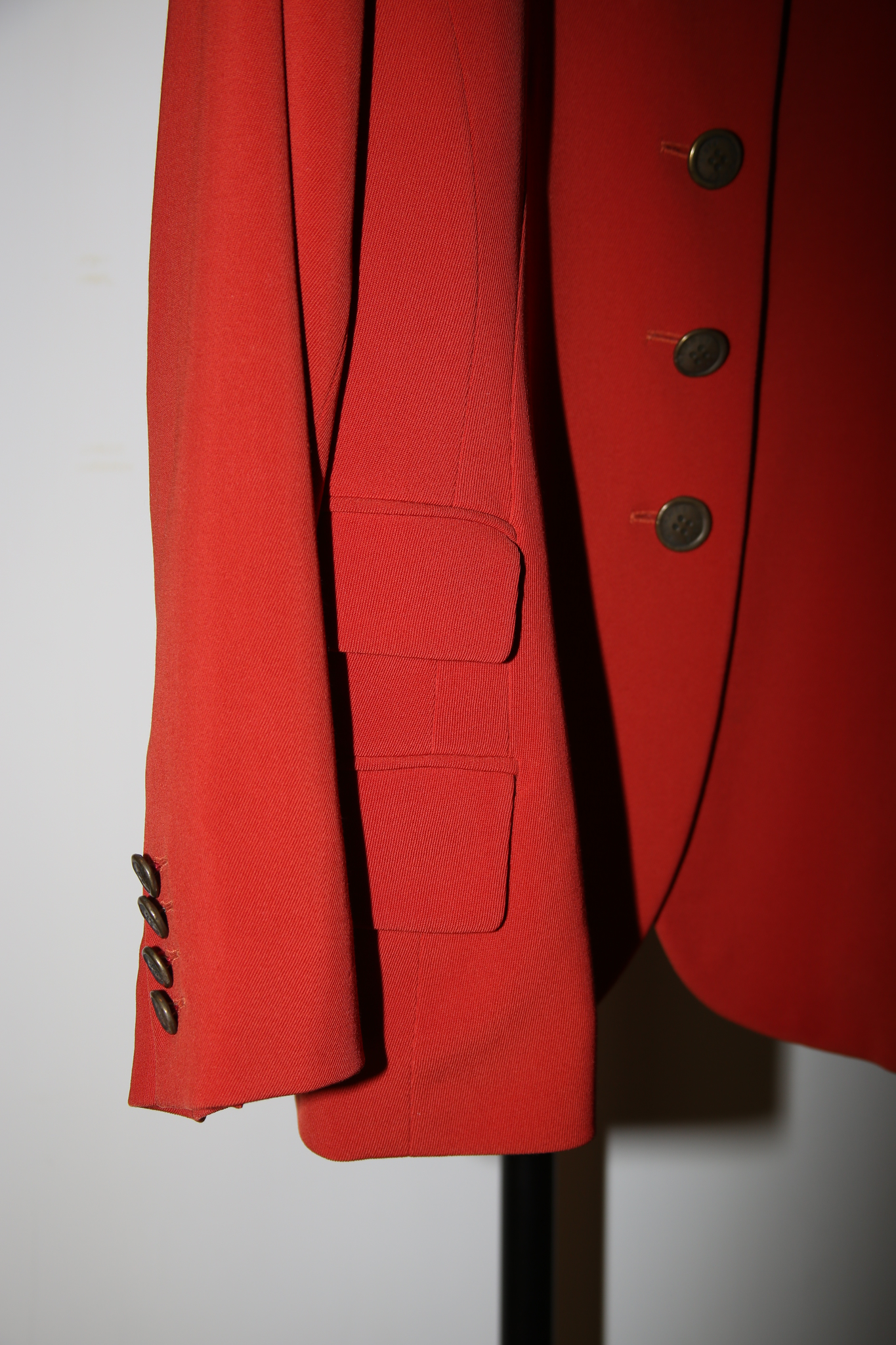 1980 HERMES / WOOL GABADINE TAILORED JACKET IN VERMILION