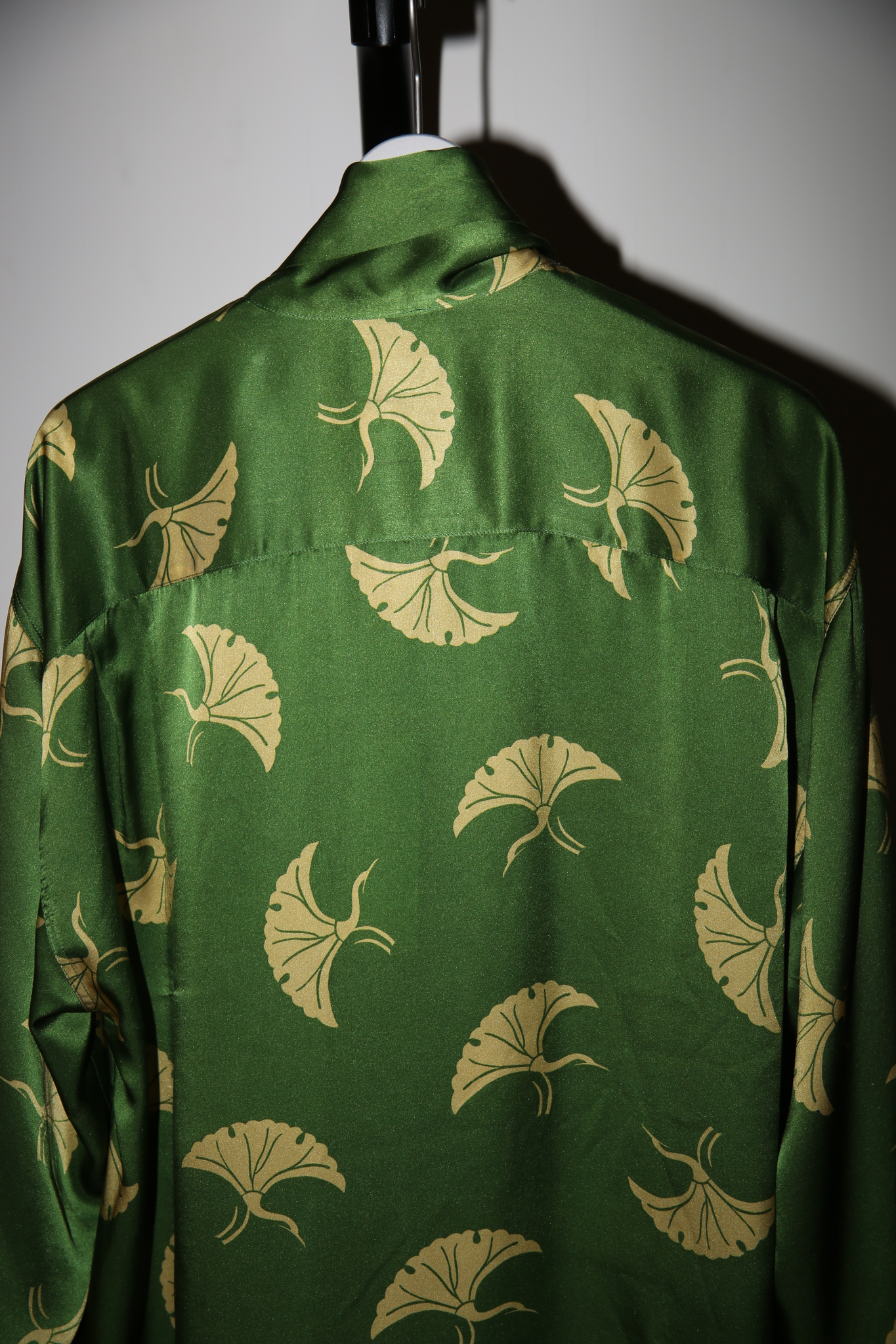 2000 DRIES VAN NOTEN / ORIENTAL SILK BOW TIE PULLOVER BLOUSE