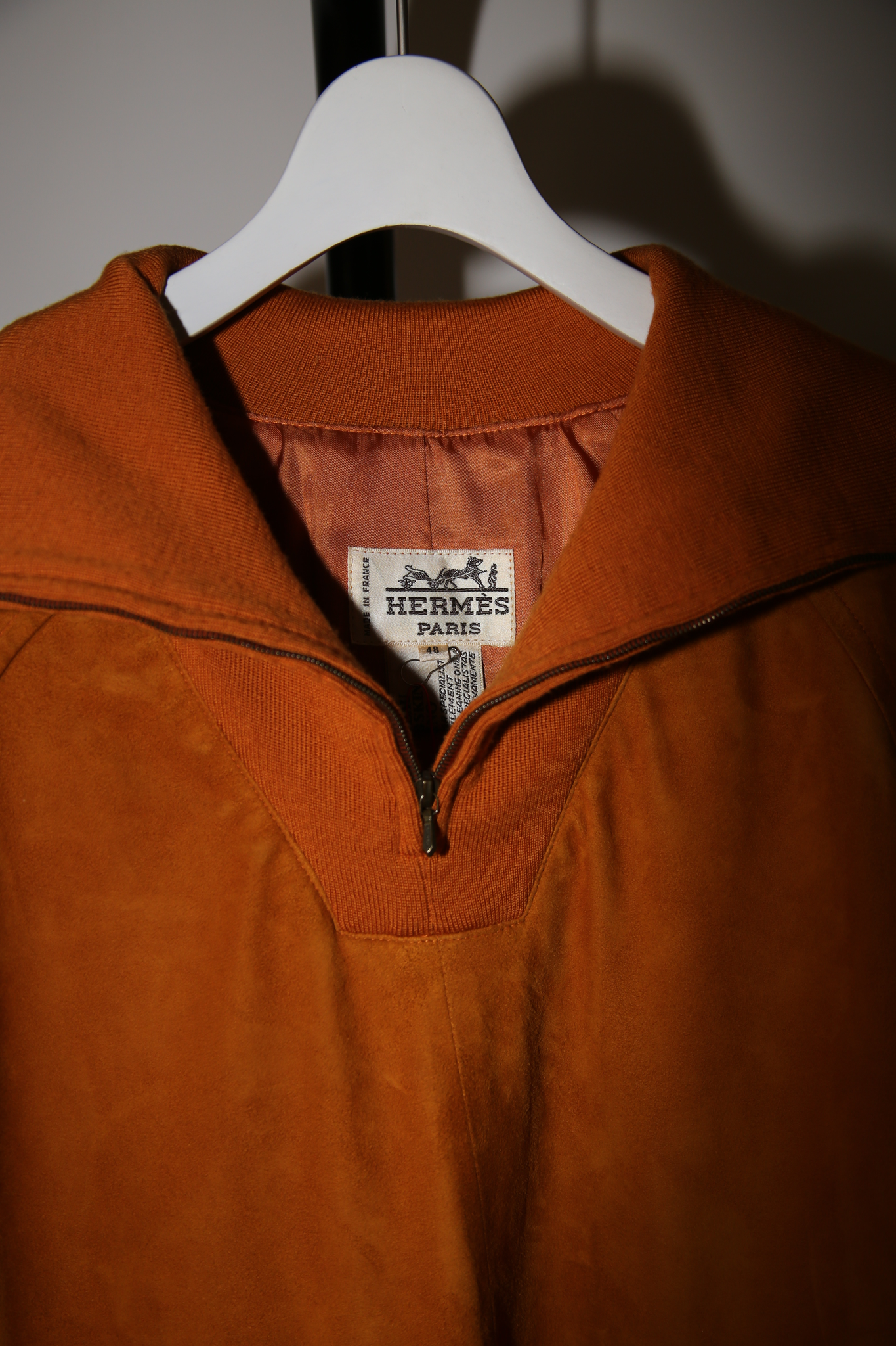 1980 HERMES / NUBUCK LEATHER PULLOVER JACKET IN ORANGE