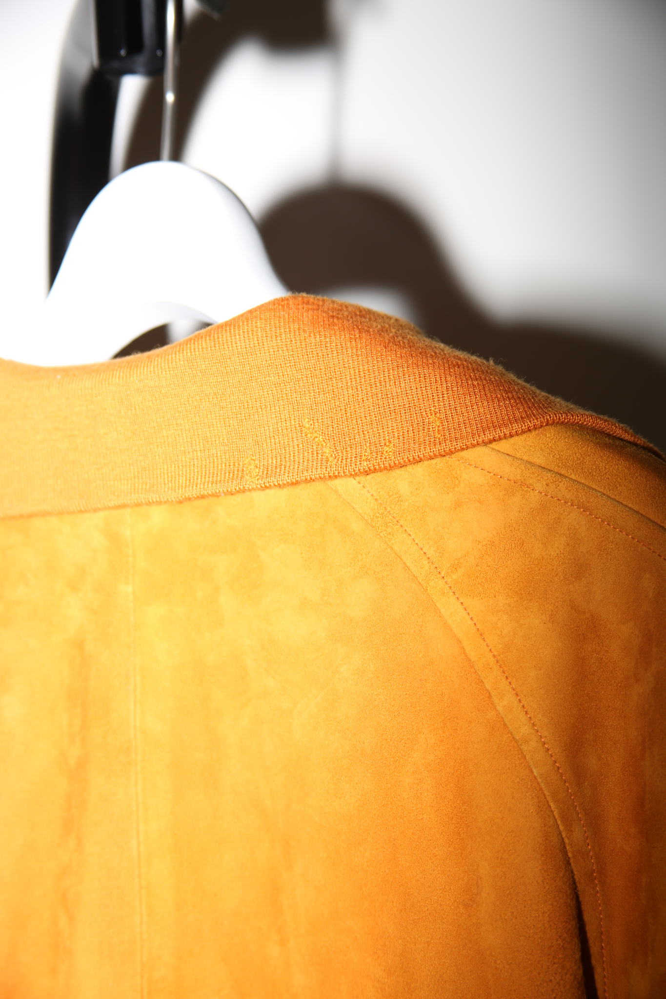 1980 HERMES / NUBUCK LEATHER PULLOVER JACKET IN ORANGE
