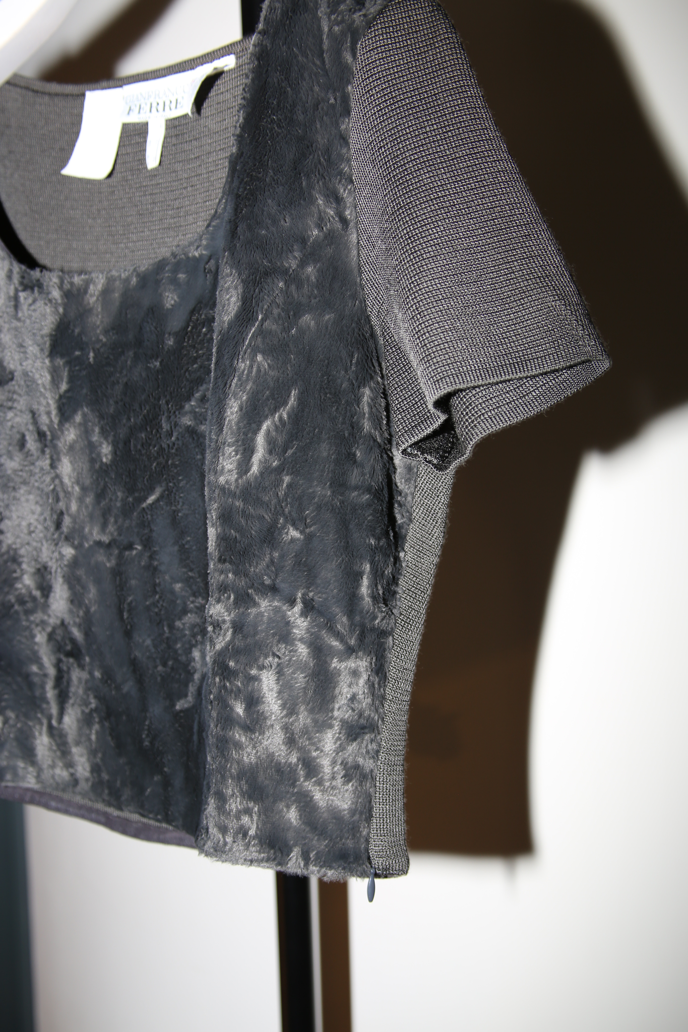 2000 GIANFRANCO FERRE / SUMMER FUR KNIT T-SHIRT