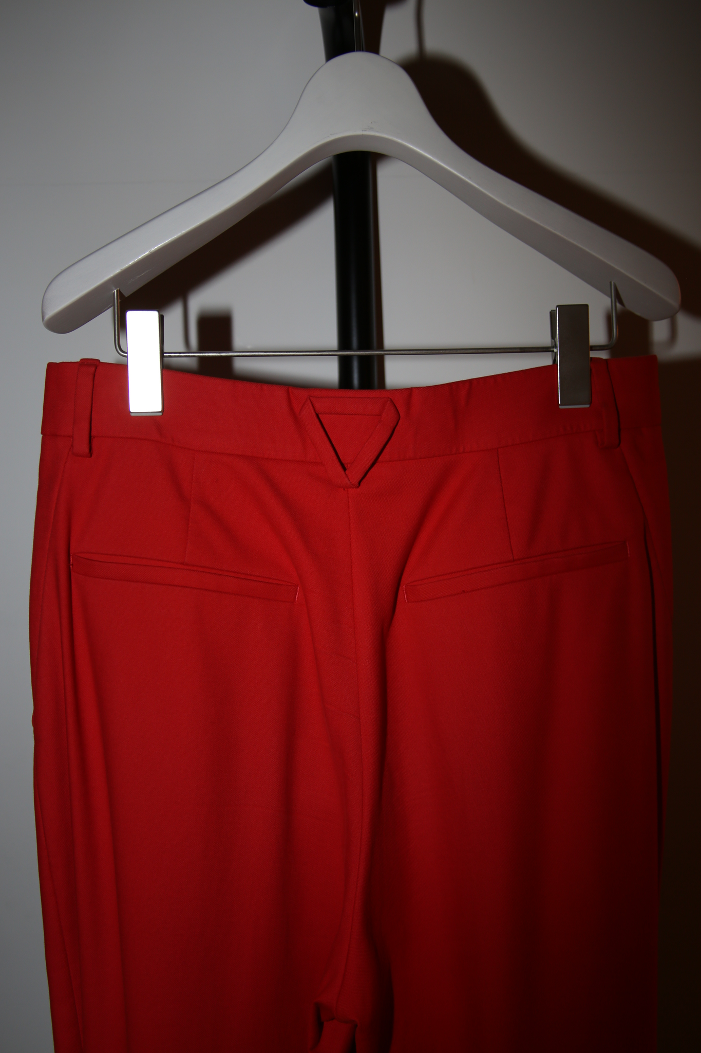 2020 BOTTEGA VENETA / COTTON GABADINE CROSS BELTED TROUSER IN RED
