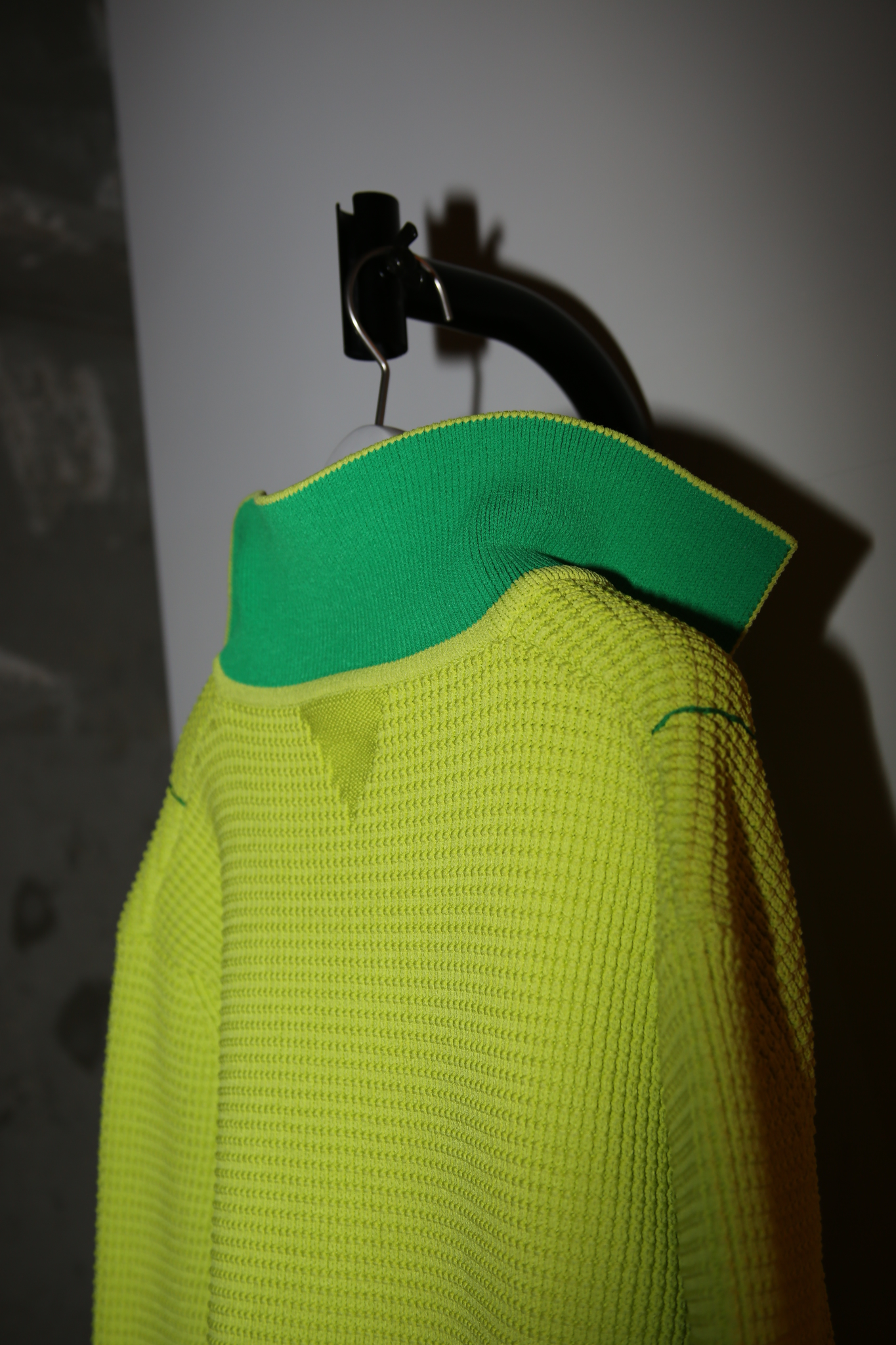 2022 BOTTEGA VENETA / NYLON CHUNKY SWEATER WITH SKIPPER POLO