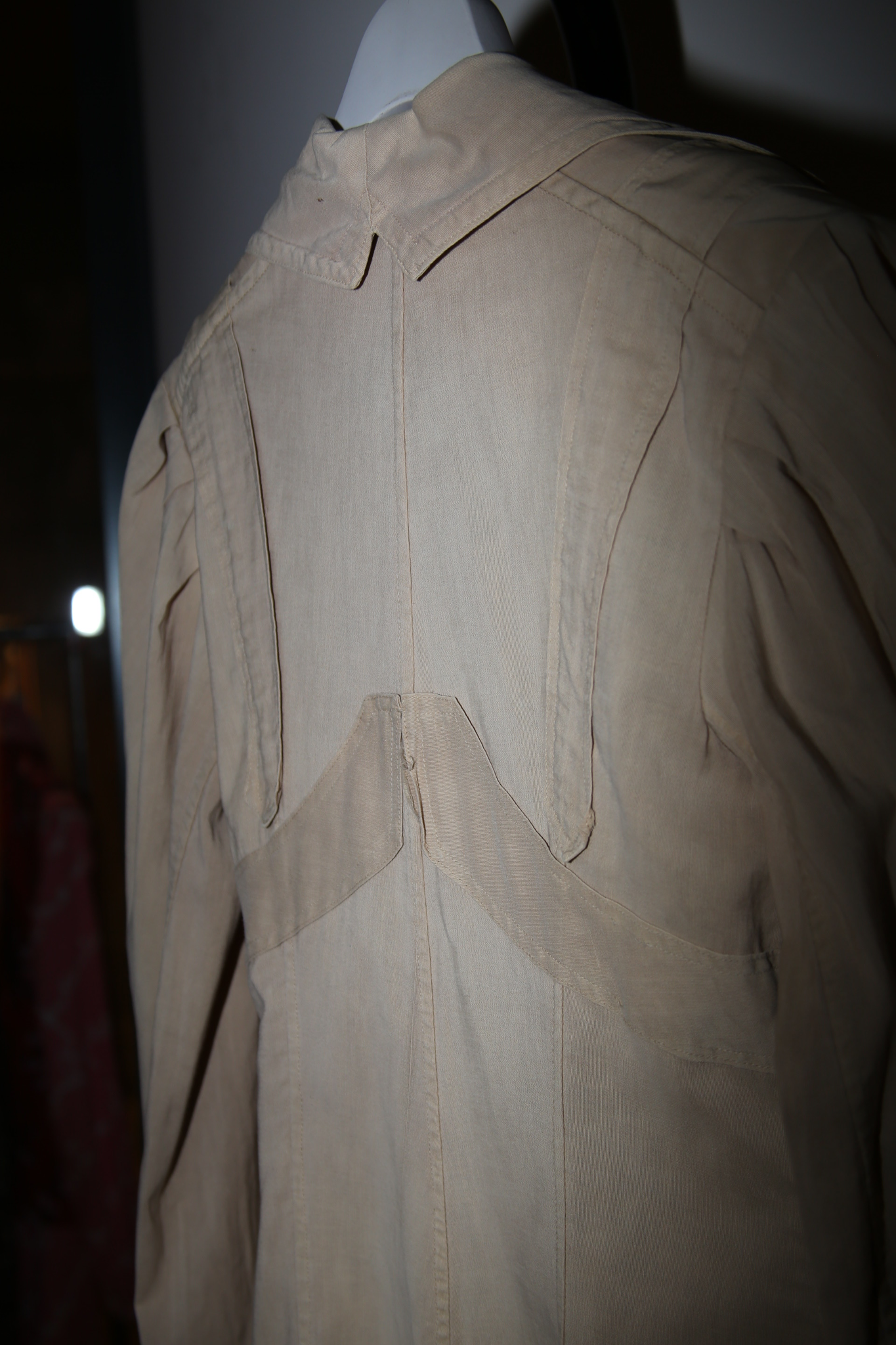1920 ANTIQUES / LINEN DUSTER COAT WITH PUFF SLEEVE