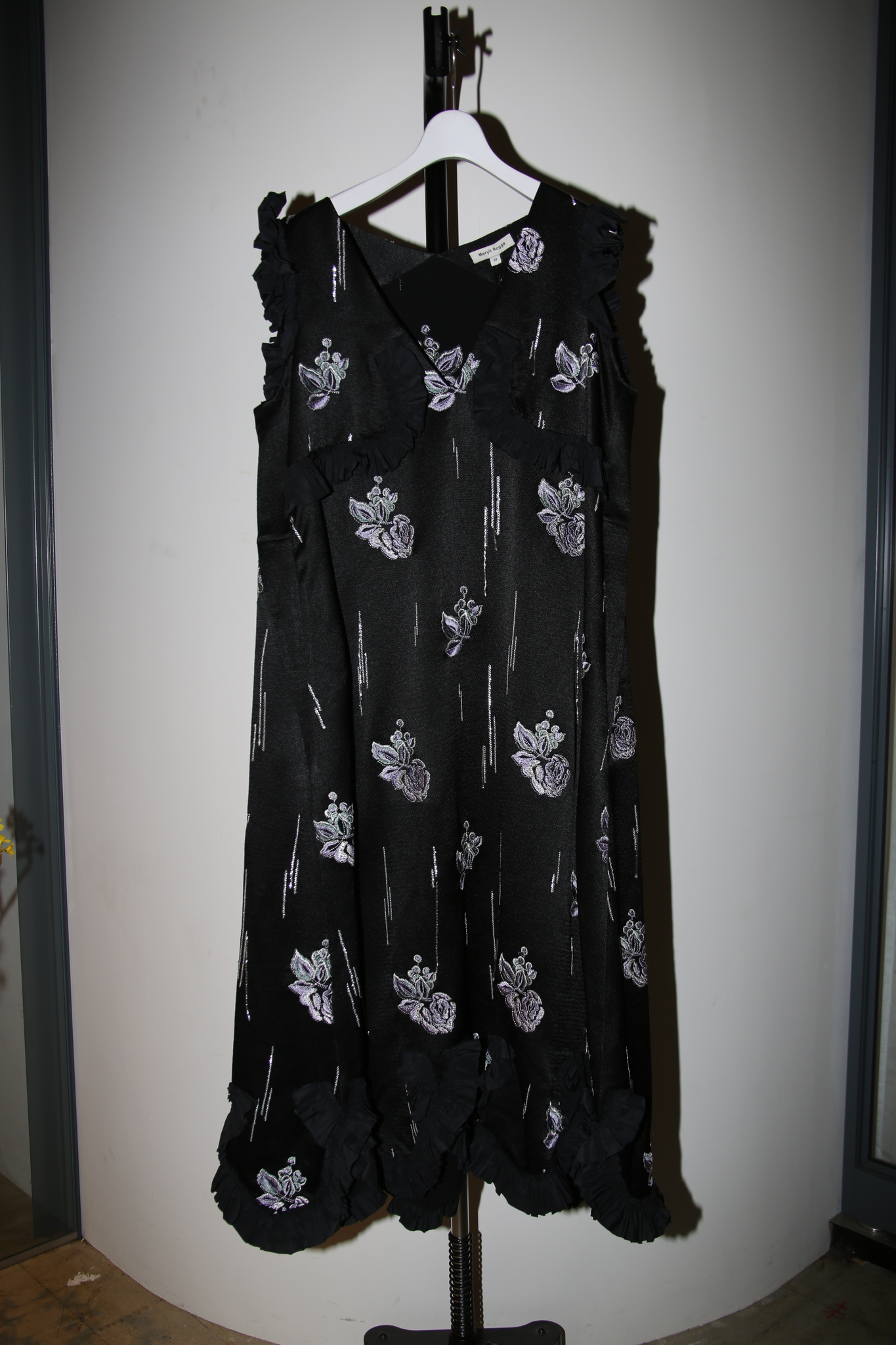 MERYLL ROGGE / LONG EMBROIDERED SATIN MAXI DRESS