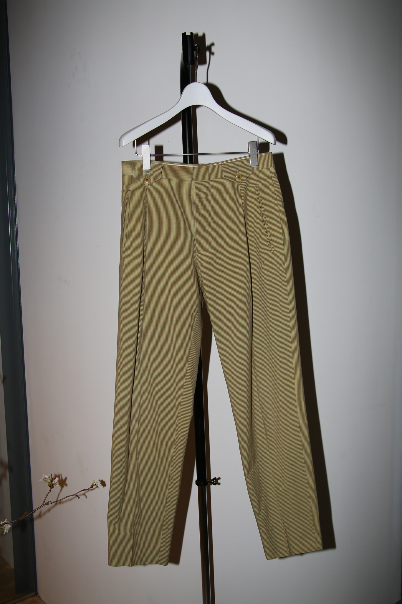 1990 ROMEO GIGLI / 3PIECE TAILORED SUIT WITH PIN STRIPE