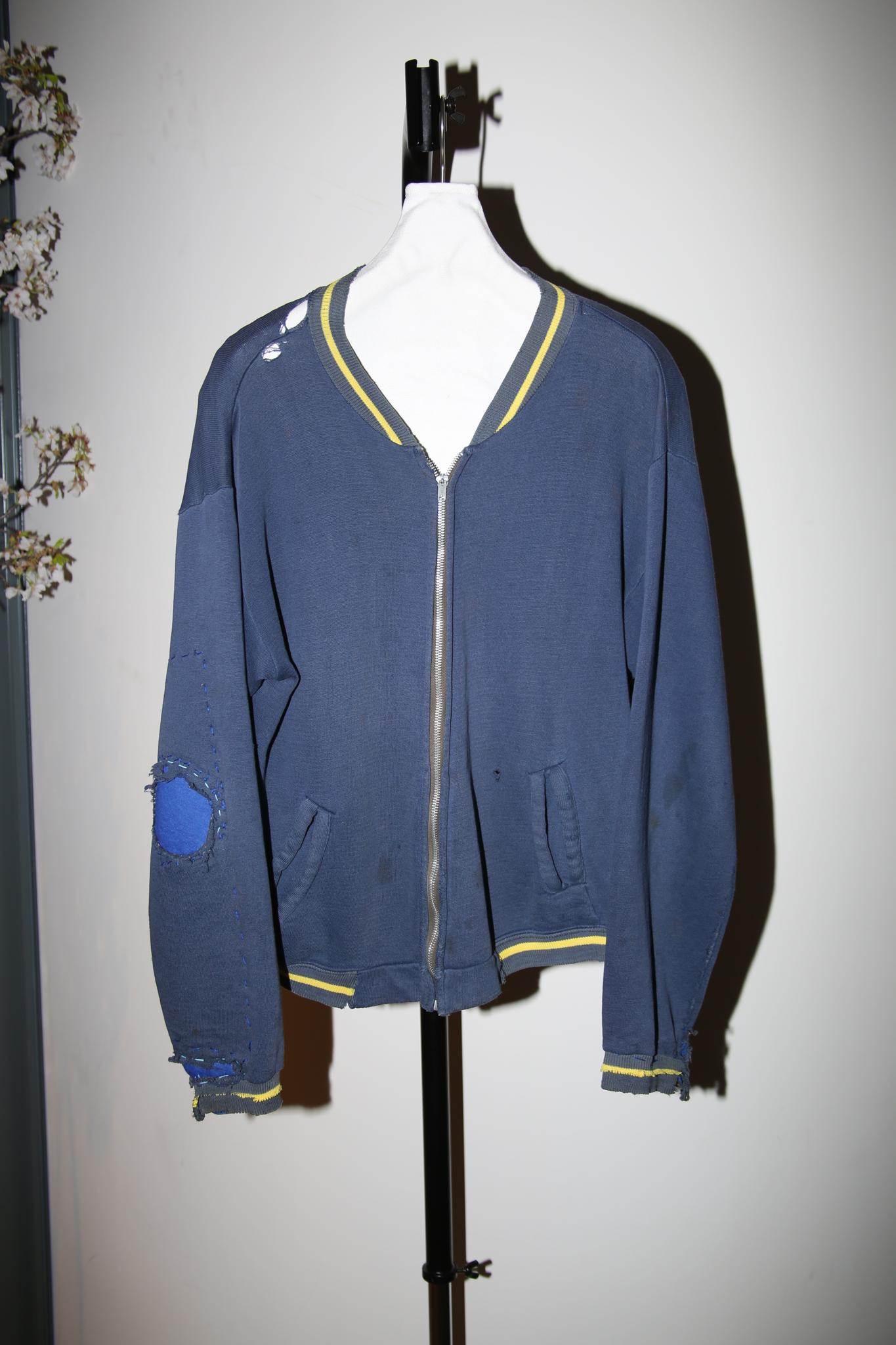 1970 VINTAGE / BEAUTIFUL REPAIR SWEAT CARDIGAN WITH ZIPPER