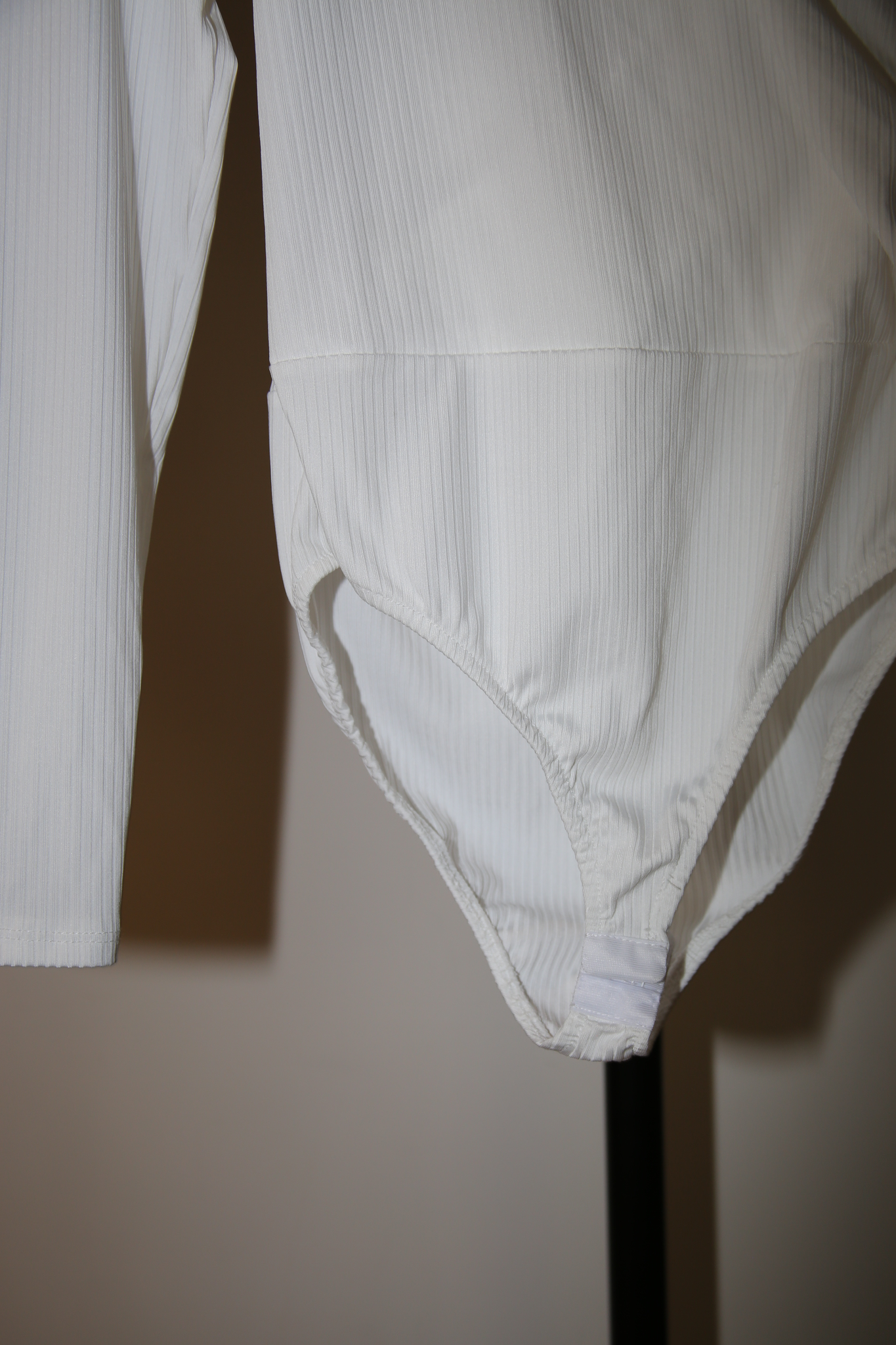 1980 VINTAGE / DRAPING RIB CUTSEW BODY IN WHITE