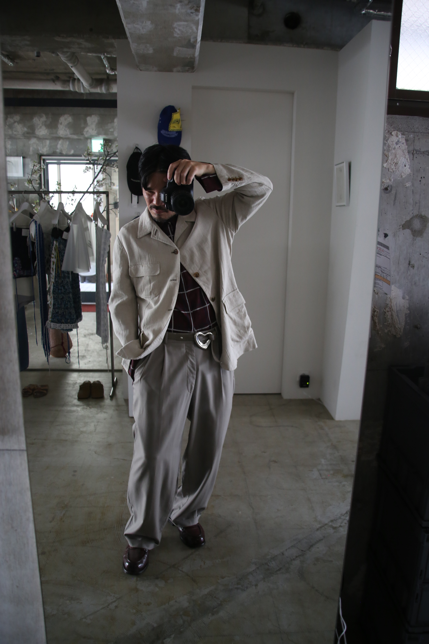 2000 HERMES / LINEN TAILORED JACKET WITH SIX BUTTON