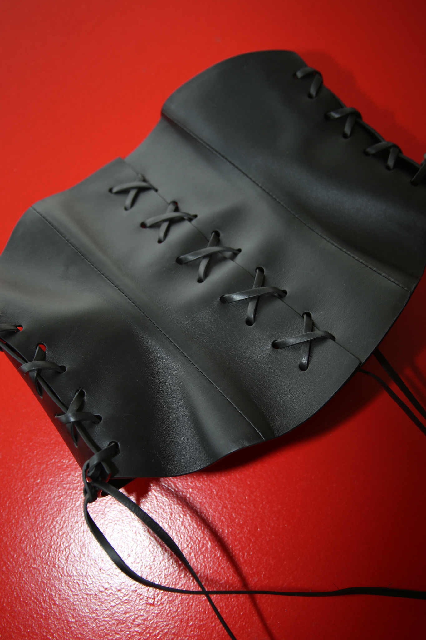 2000 CHRISTIAN DIOR / LEATHER CORSET BELT IN BLACK