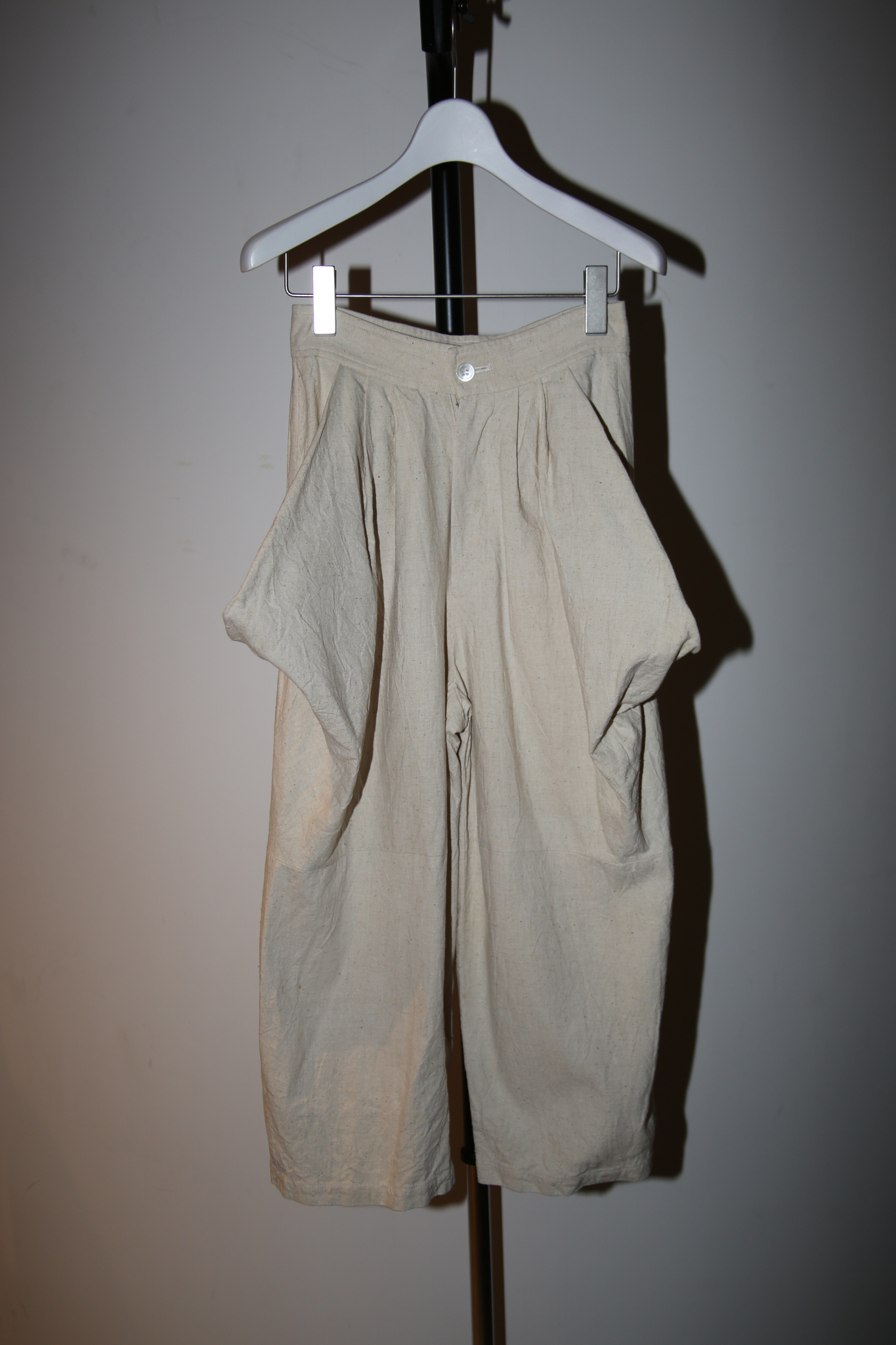 1980 COMME DES GARCONS / SCULPTURE WIDE CROPPED PANTS