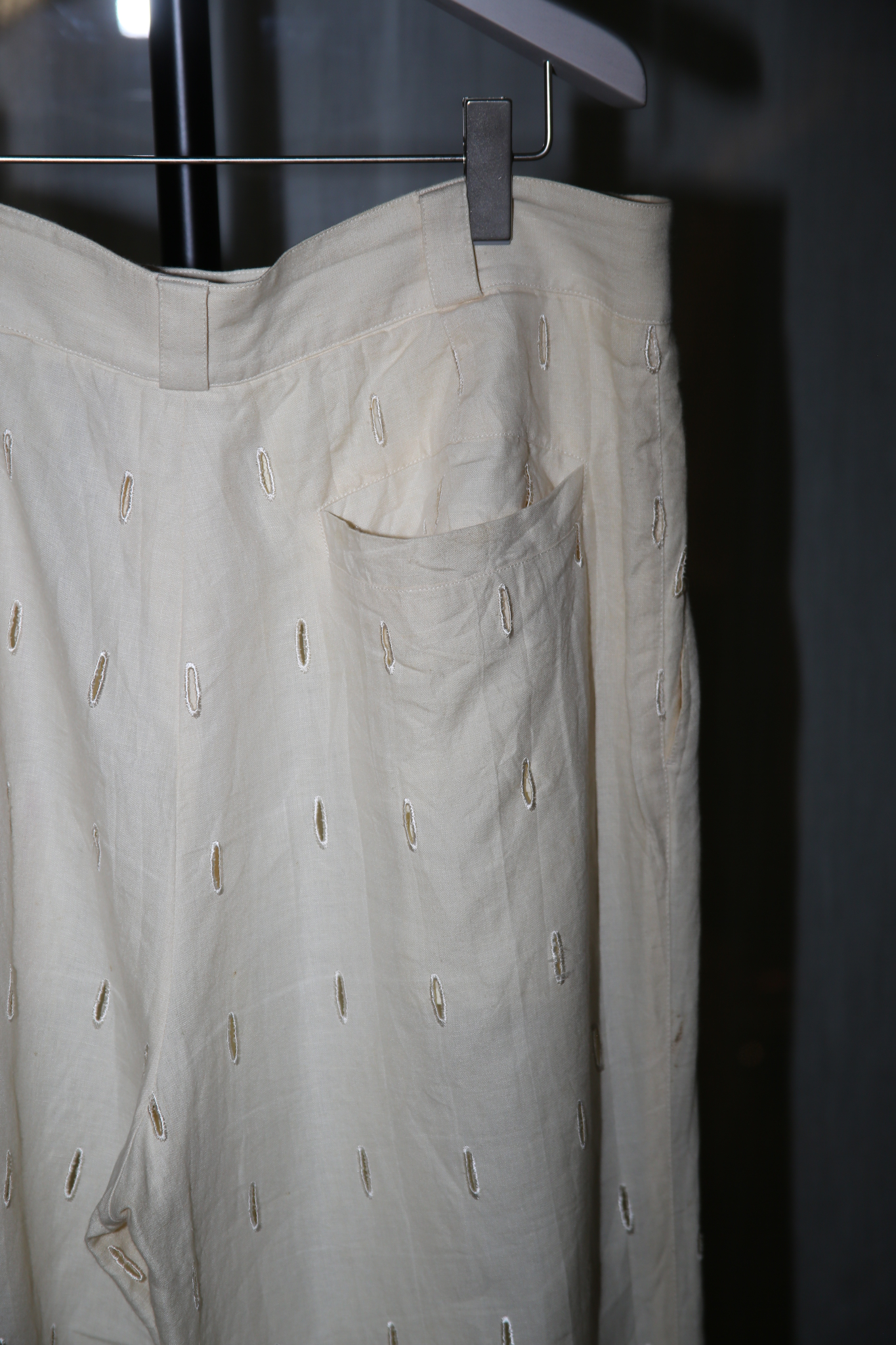 1980 GIANNI VERSACE / LINEN SIGNATURE TROUSER WITH BUTTON HOLE EYELET