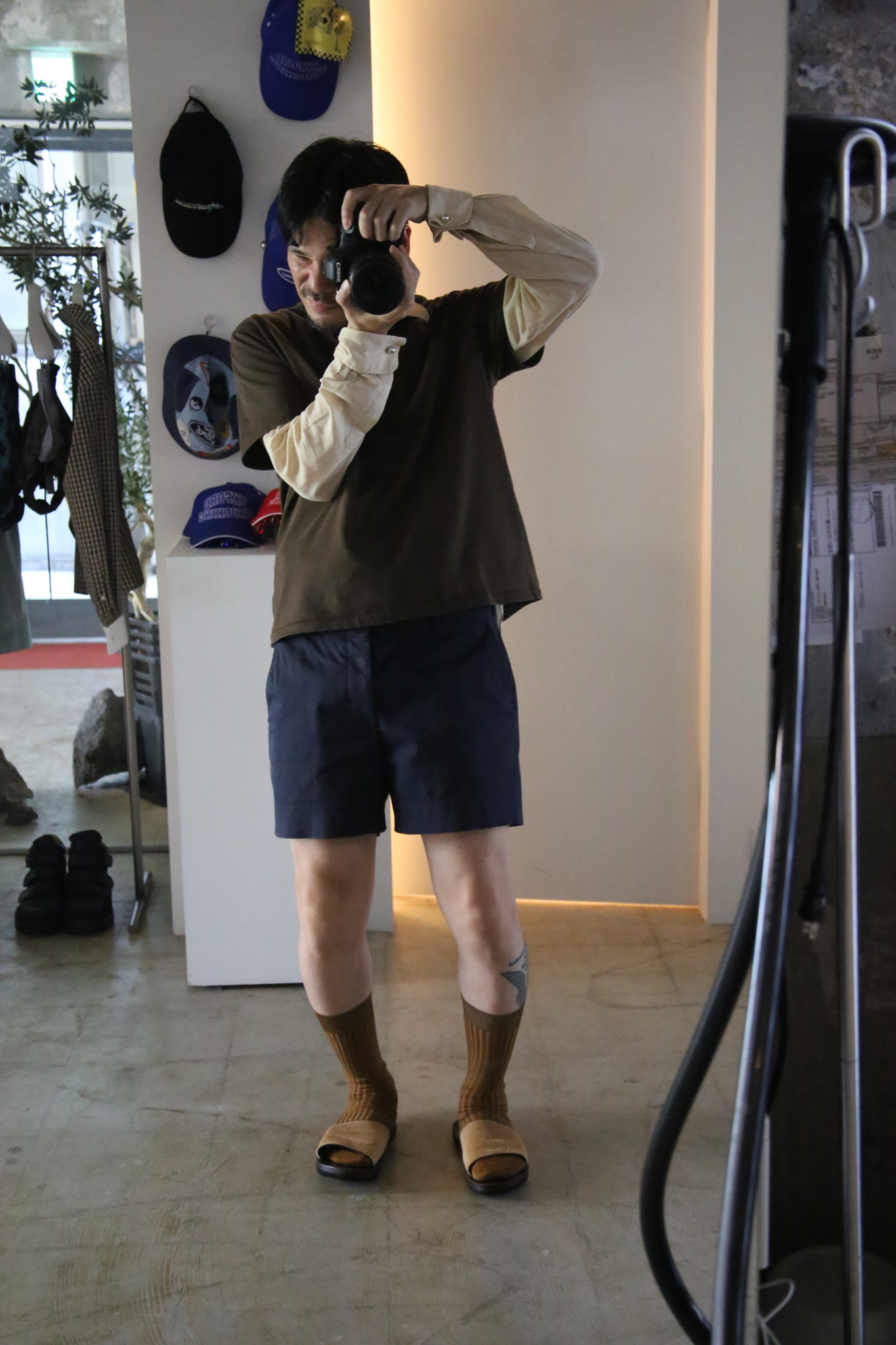 2000 PRADA / CHINO SHORTS IN DARK NAVY