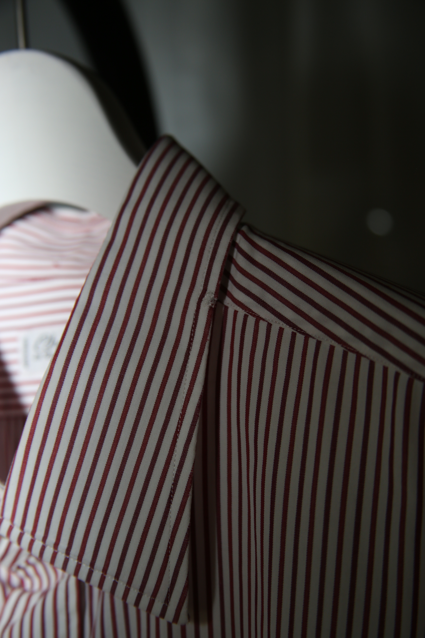 1990 CHARVET / OVER SIZED COTTON DRESS SHIRT WITH RED STRIPE