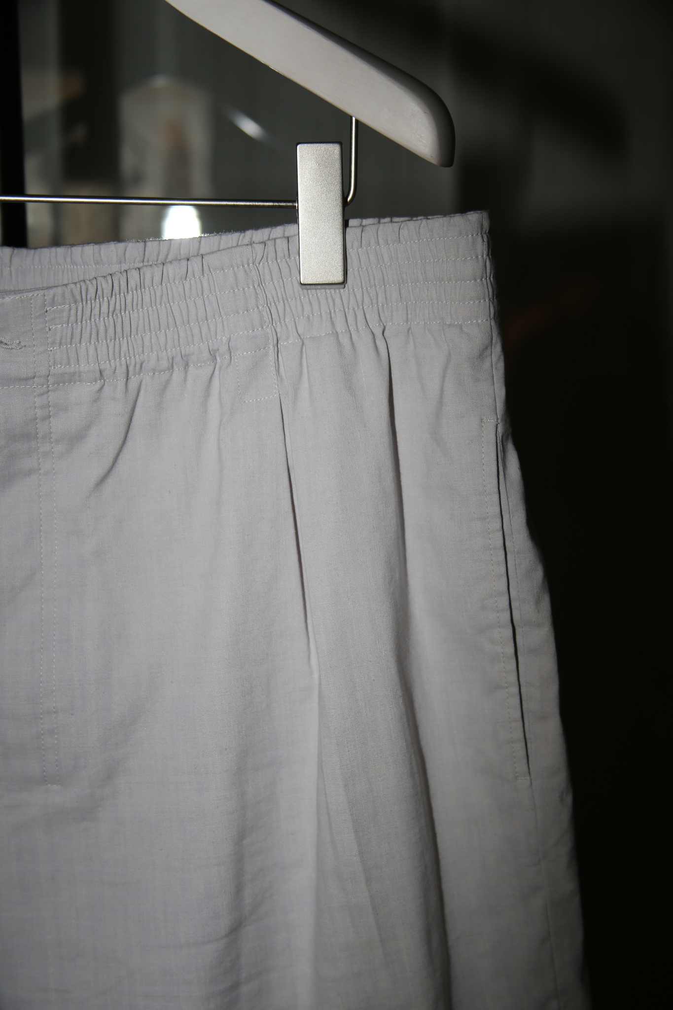 2020 HERMES / LINEN WOOL ELASTIC SHORTS WITH DRAW STRING