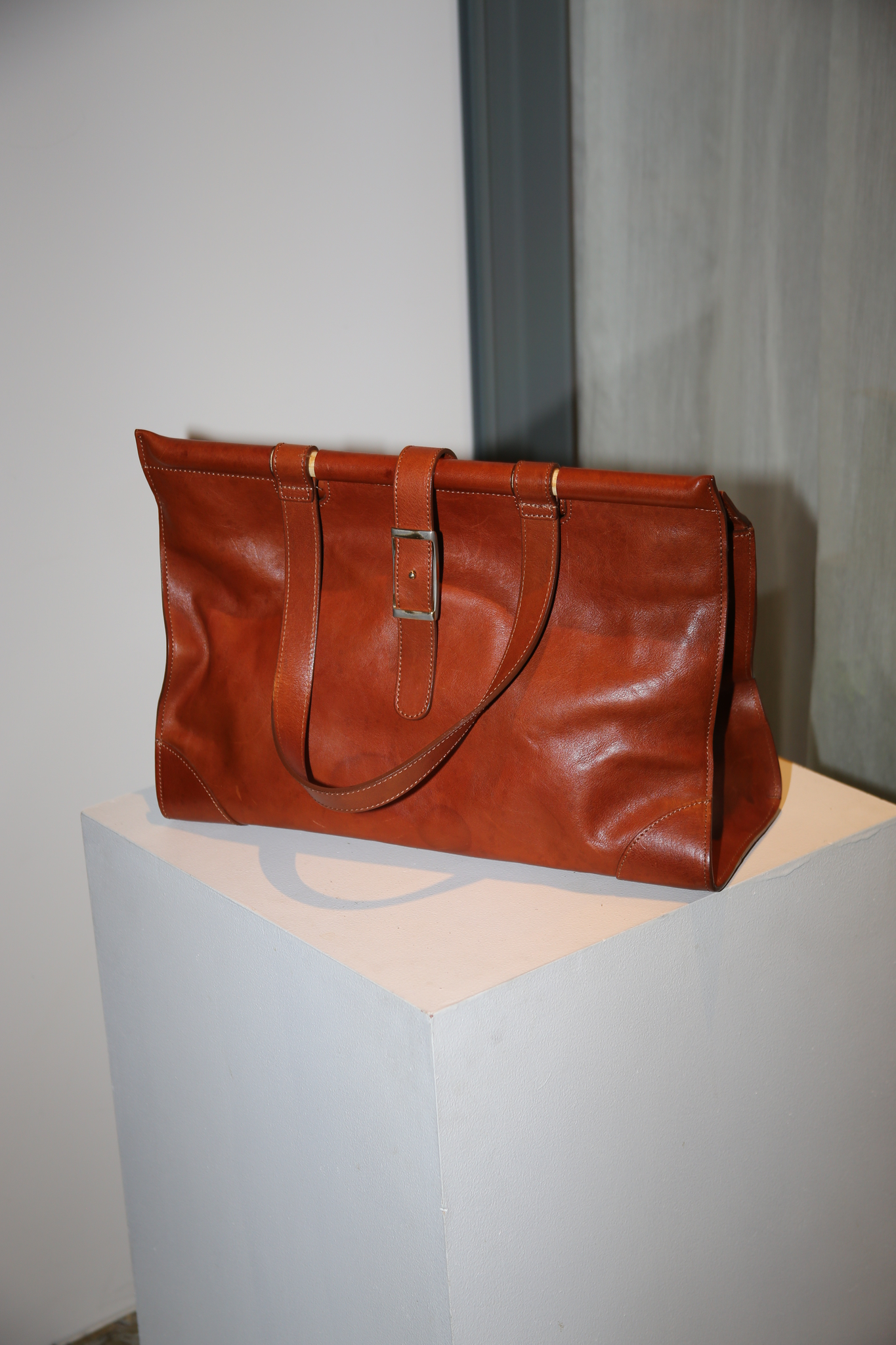 2010 MAISON MARTIN MARGIELA /  LEATHER SHOPPING BAG : REPRODUCTION FROM 1976 DUBLIN
