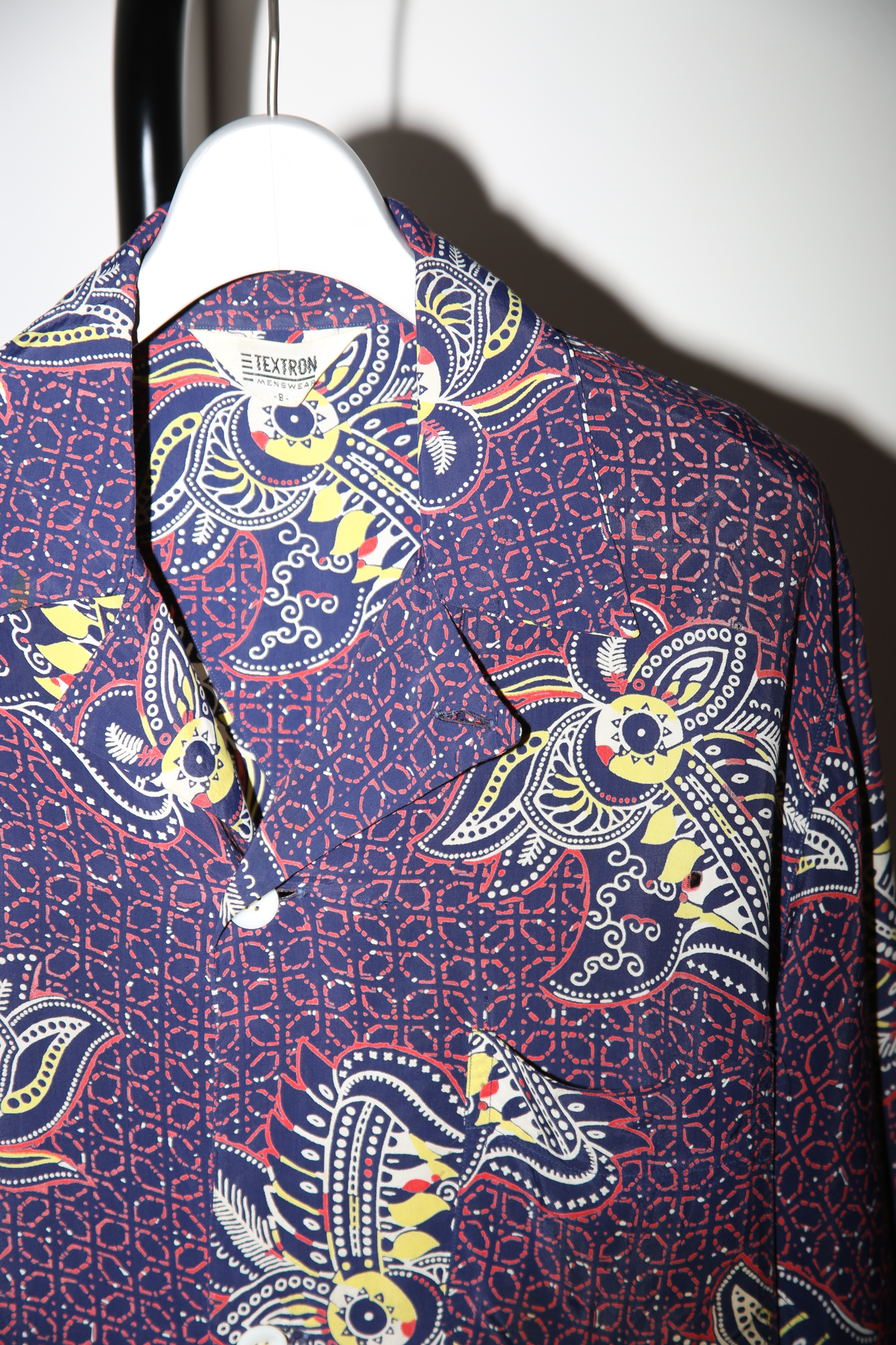 1950 VINTAGE / OPEN COLLAR RAYON PAJAMA SHIRT