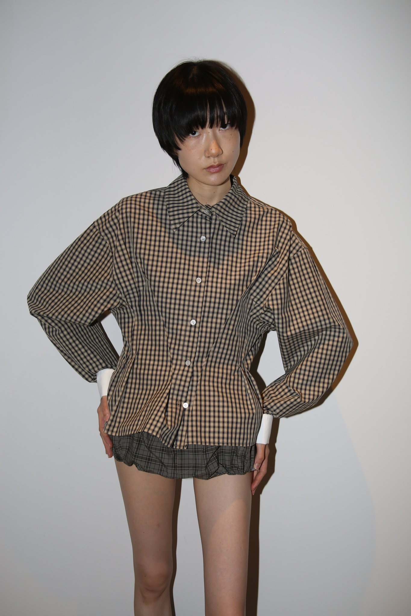 MERYLL ROGGE / WAISTED SHIRT IN PLAID CHECK SAND