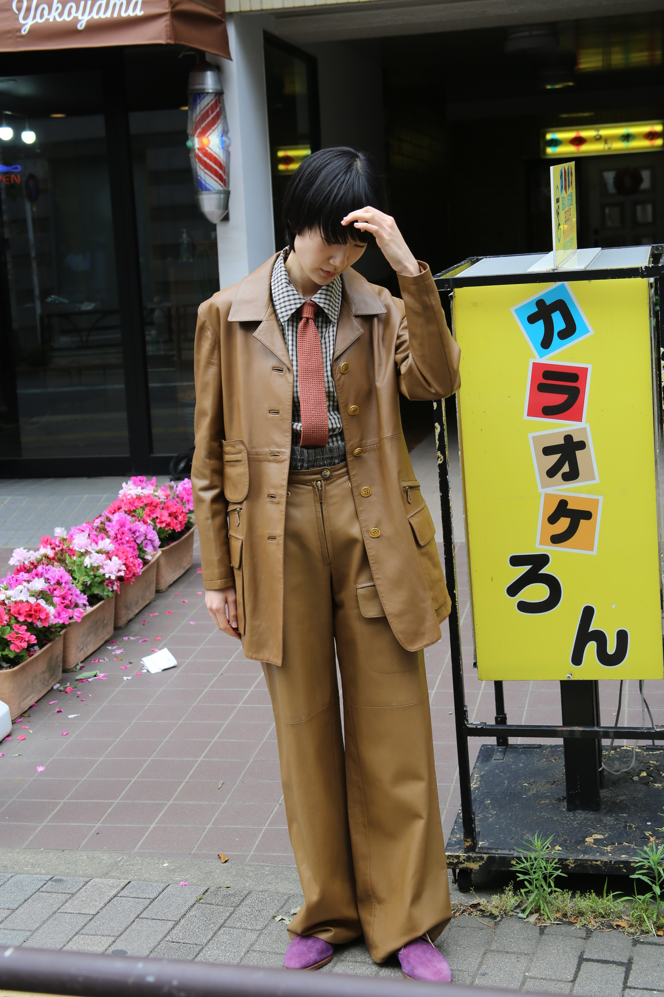 1980 HERMES / LEATHER TAILORED SUITS WITH DETACHABLE POCKET