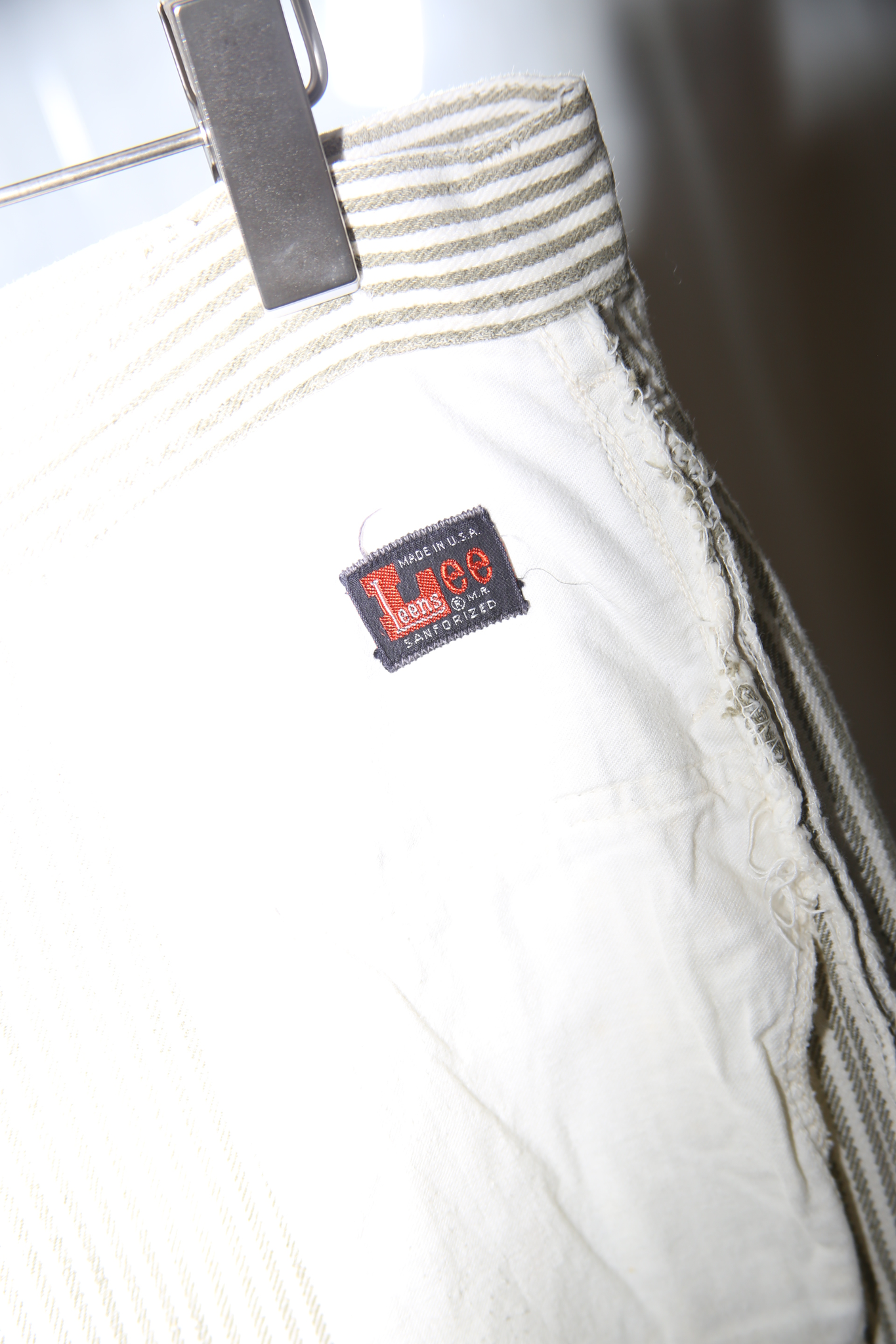 1960 LEE / HICKORY STRIPE SKINNY SHORTS IN COTTON