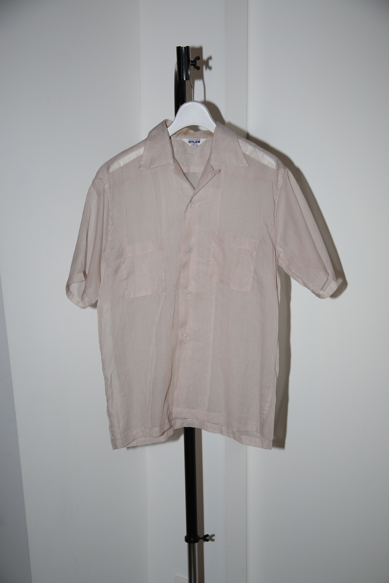 1950 VINTAGE / NYLON TRANSPARENCY OPEN COLLAR SHIRT IN DUSTY PINK
