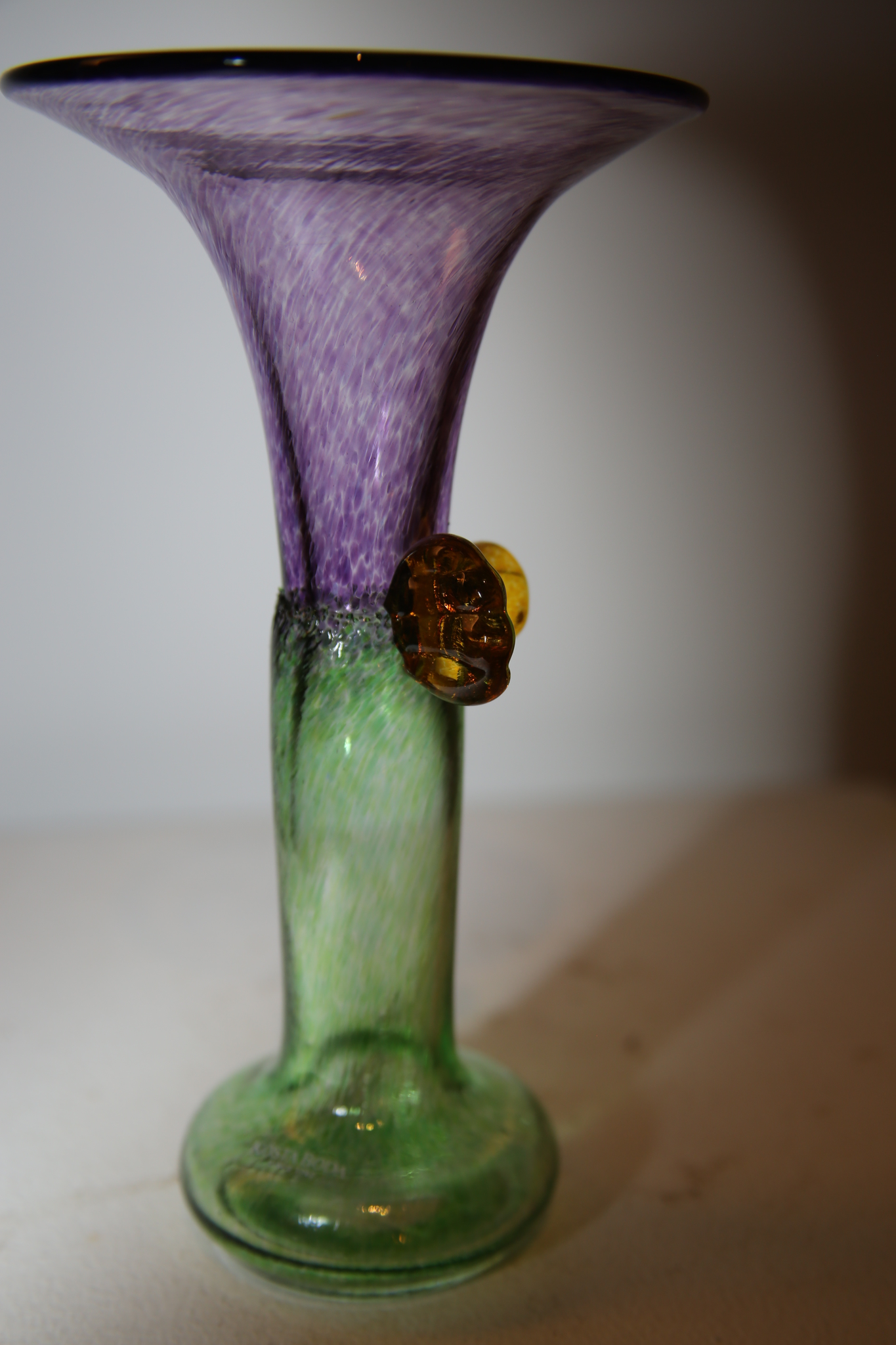 KOSTA BODA / GLASS VASE IN BI COLOR GLADATION